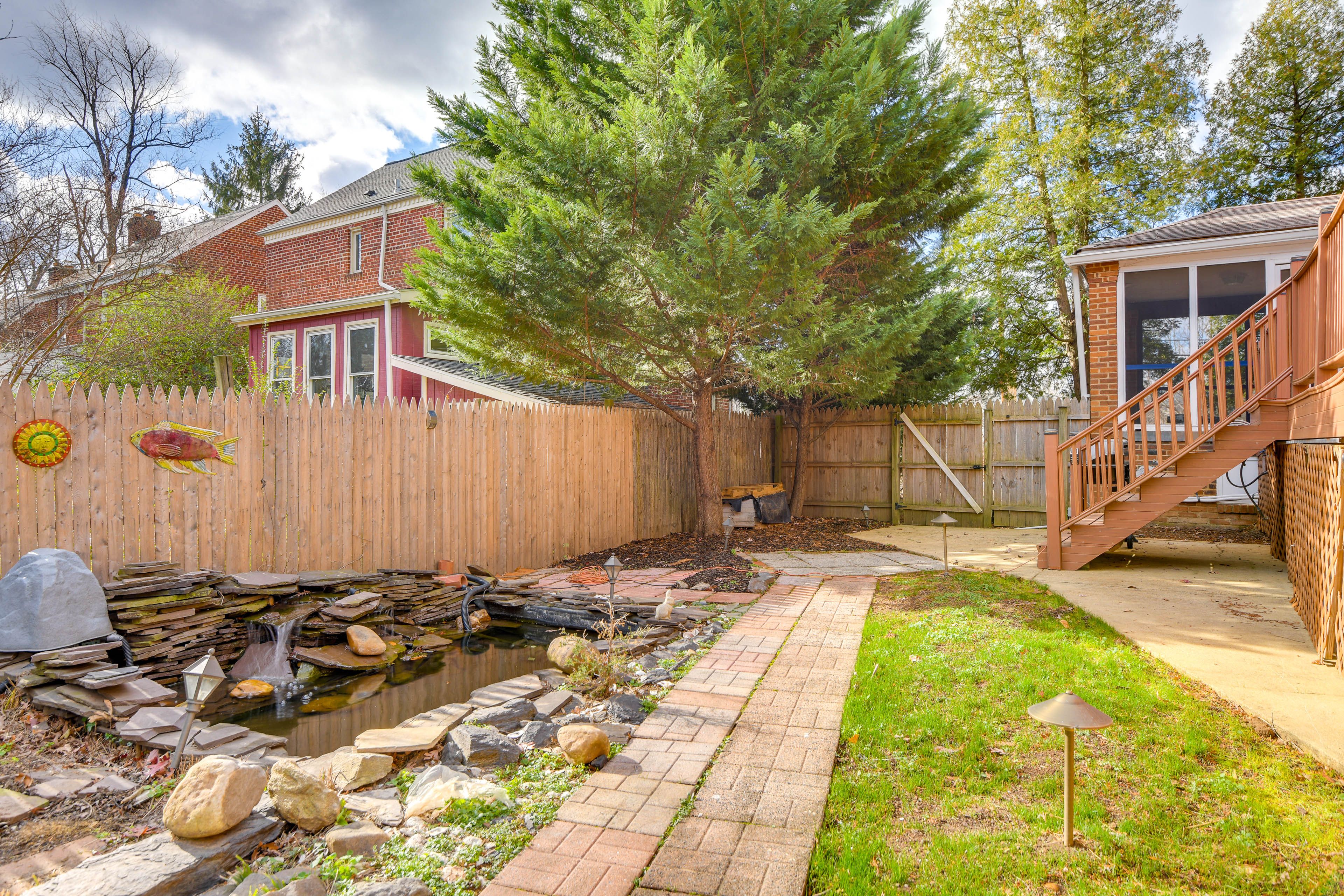 Exterior | Shared Yard | Pond