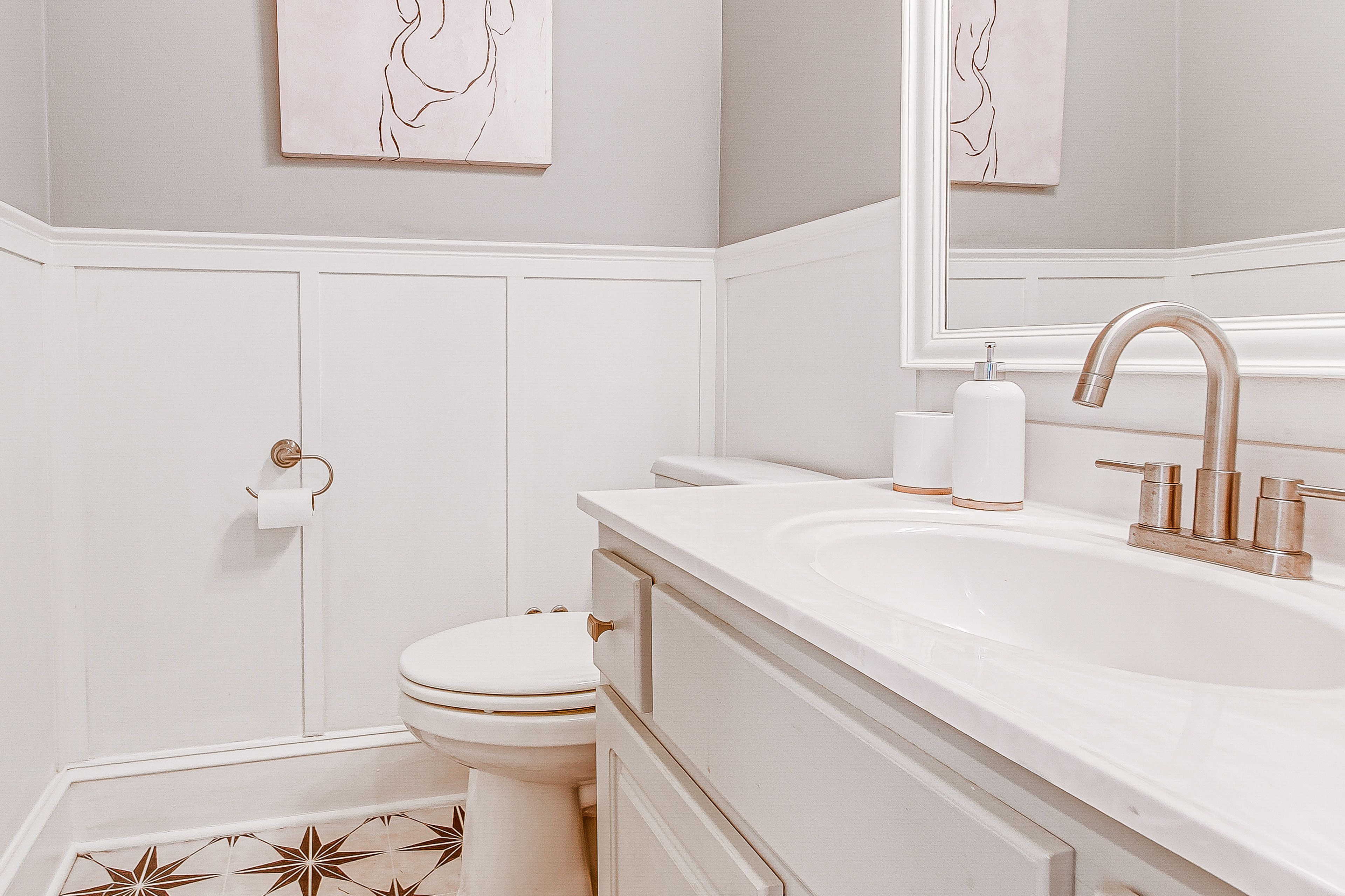 Half Bathroom | 1st Floor