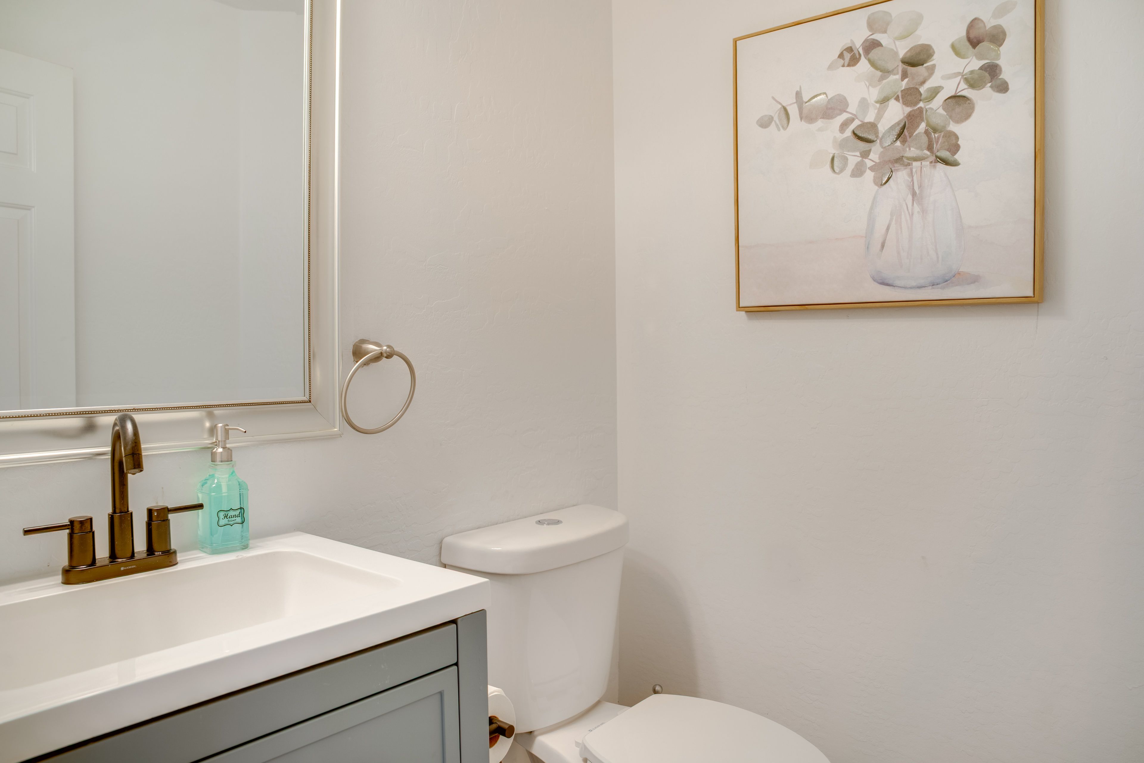 Half Bathroom | 1st Floor