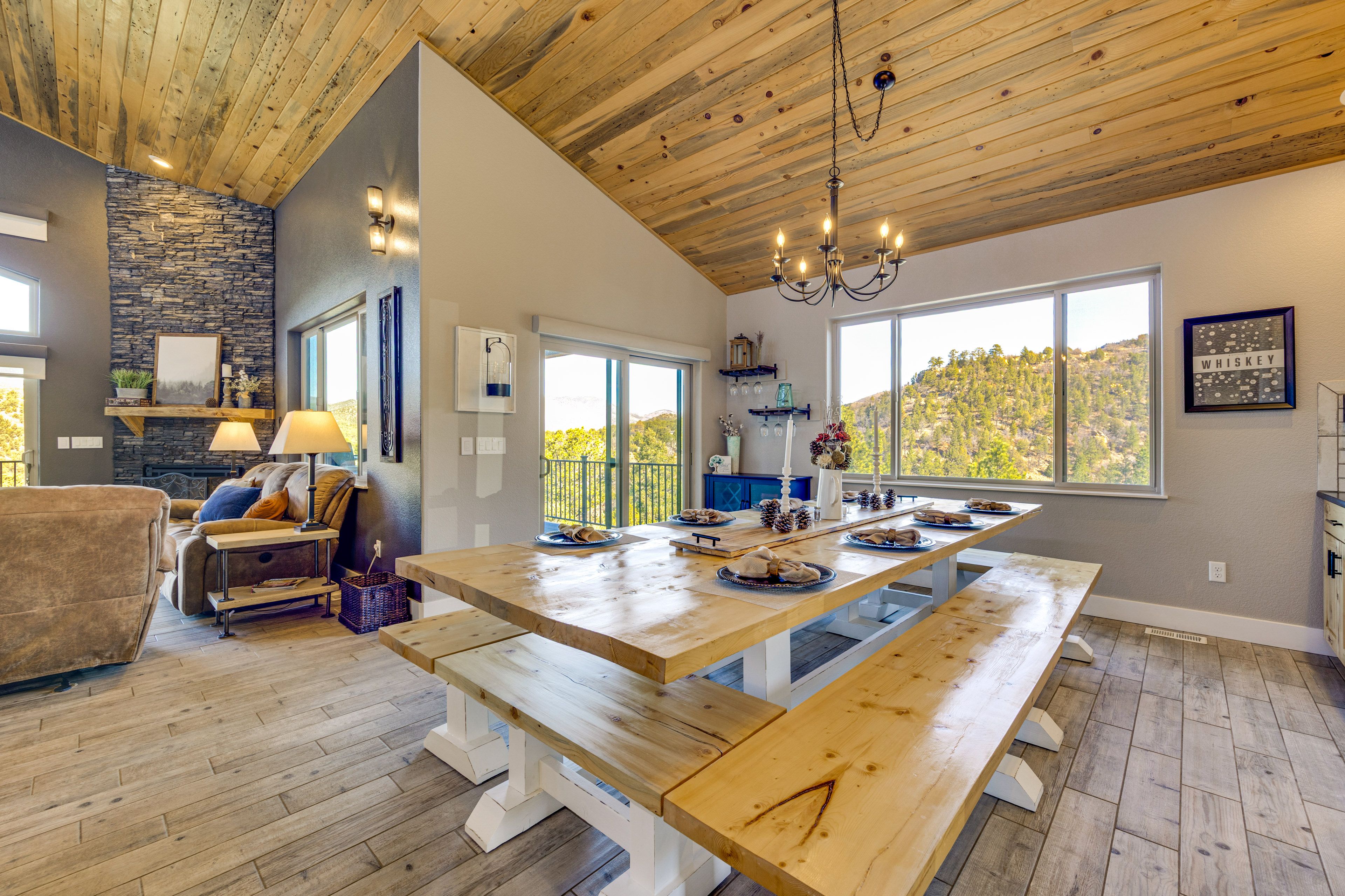 Dining Area | Main Floor