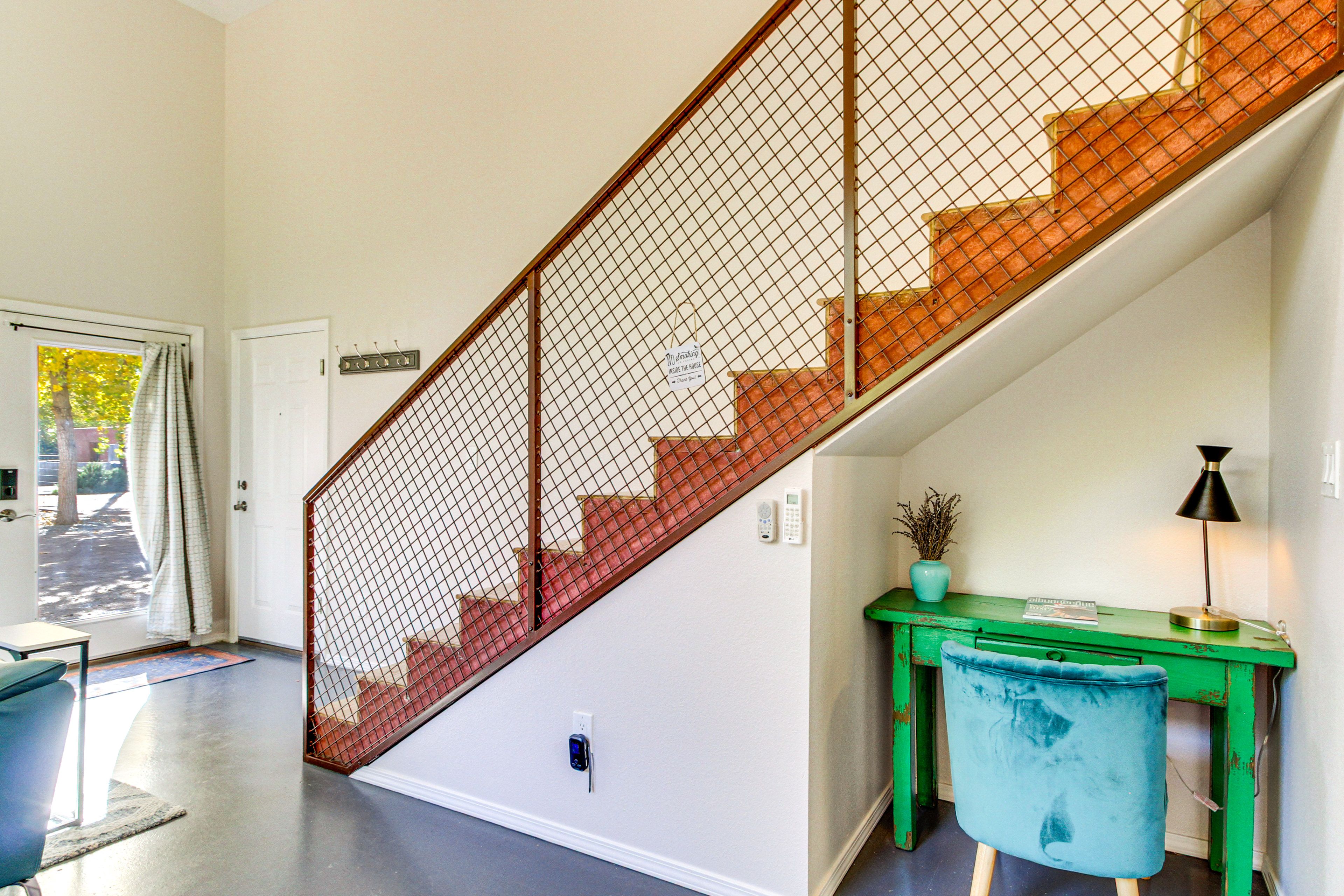 Desk | Free WiFi | 1st Floor