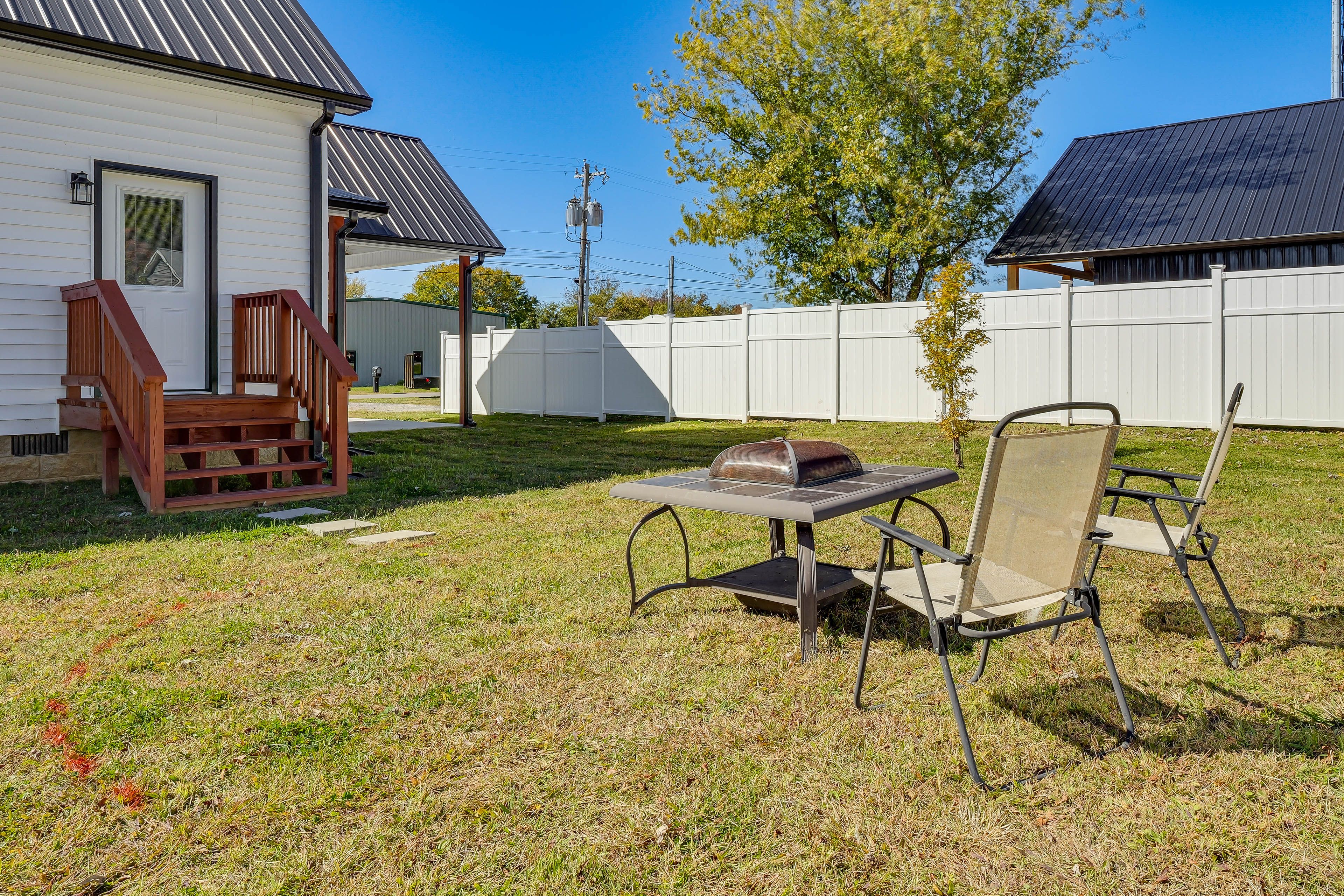 Yard Space | Fire Pit