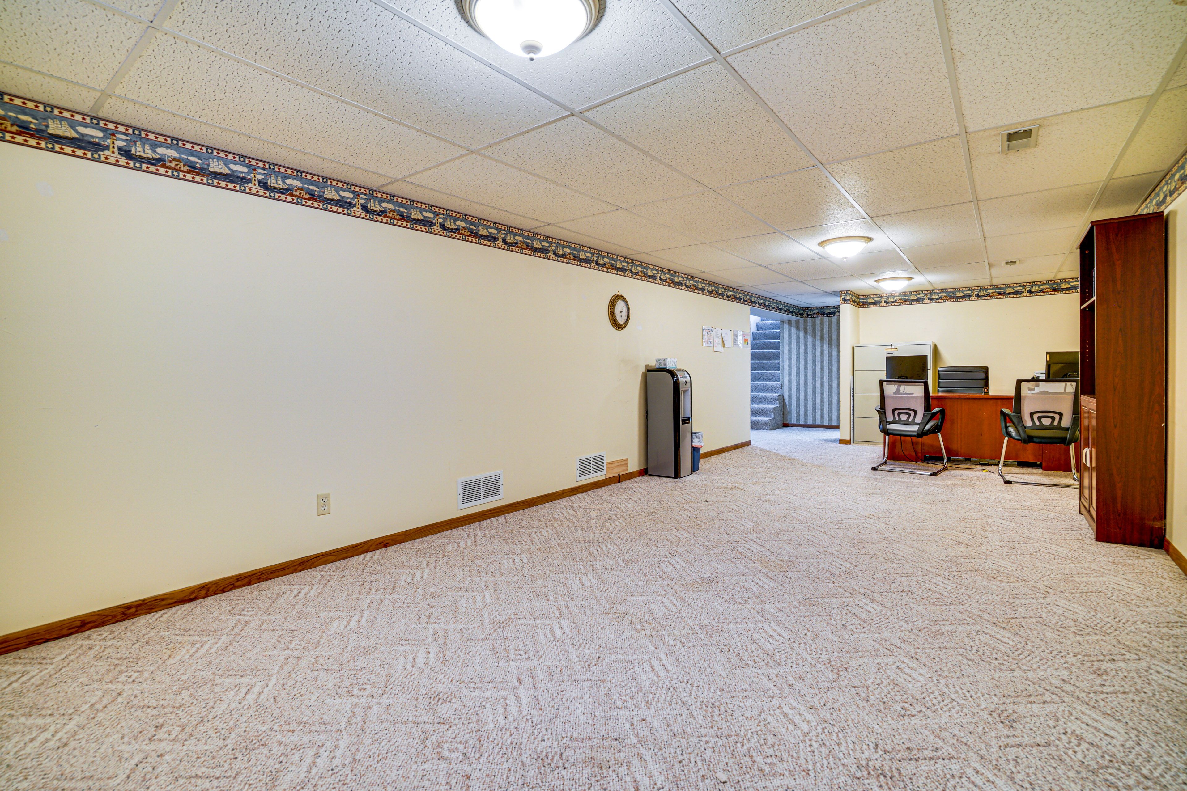 Dedicated Workspace | Lower Floor