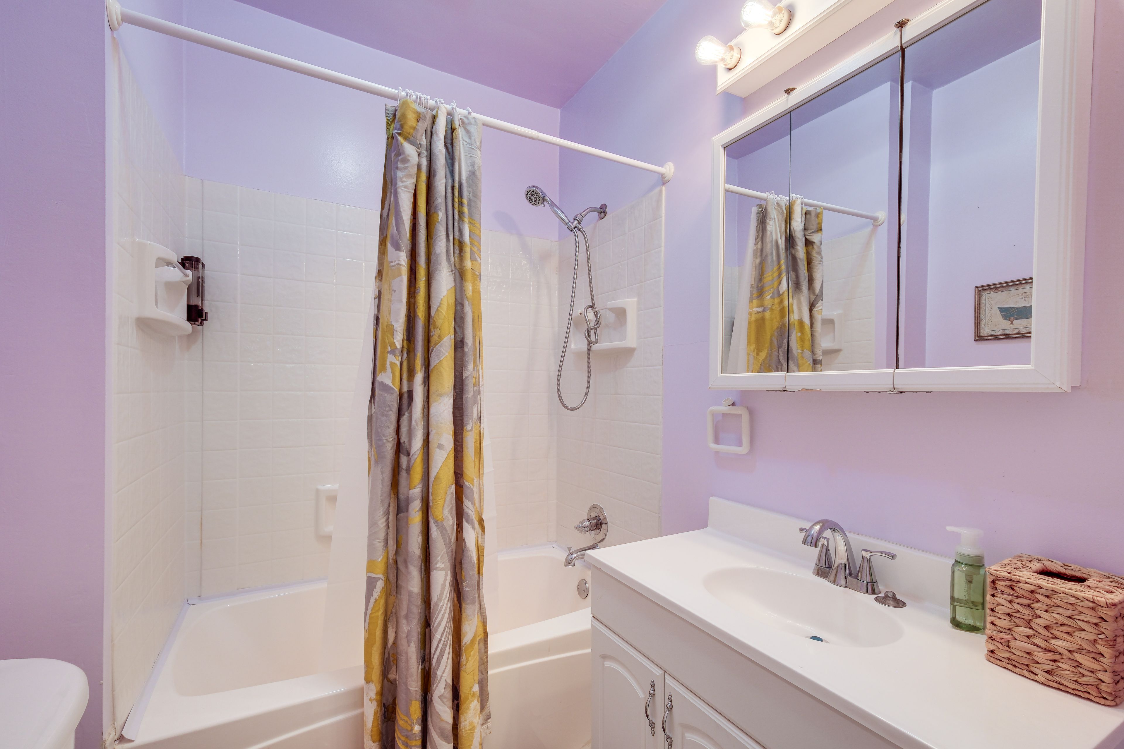 Bathroom | Towels Provided