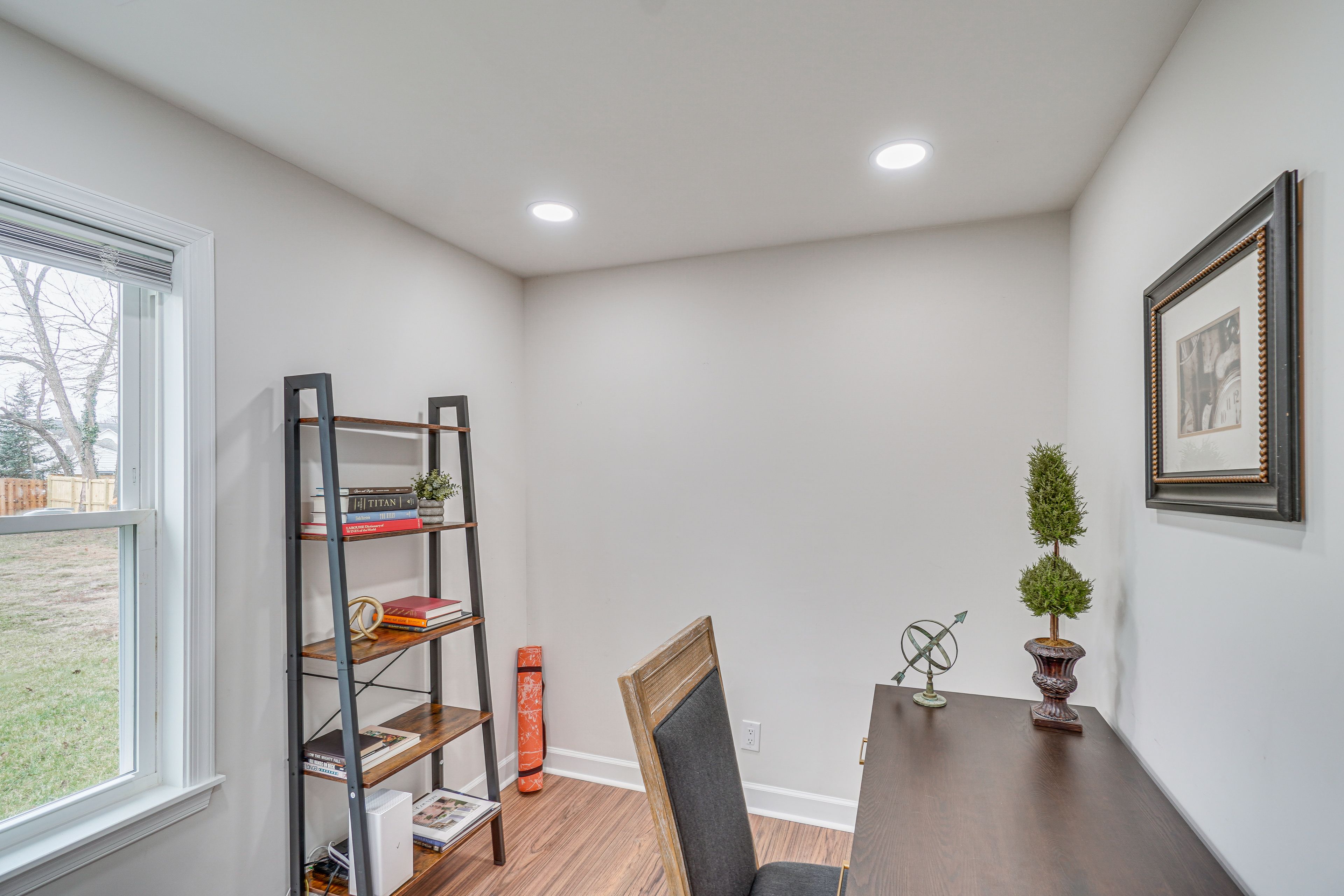 Home Office | Desk | Free WiFi | Books | Board Games