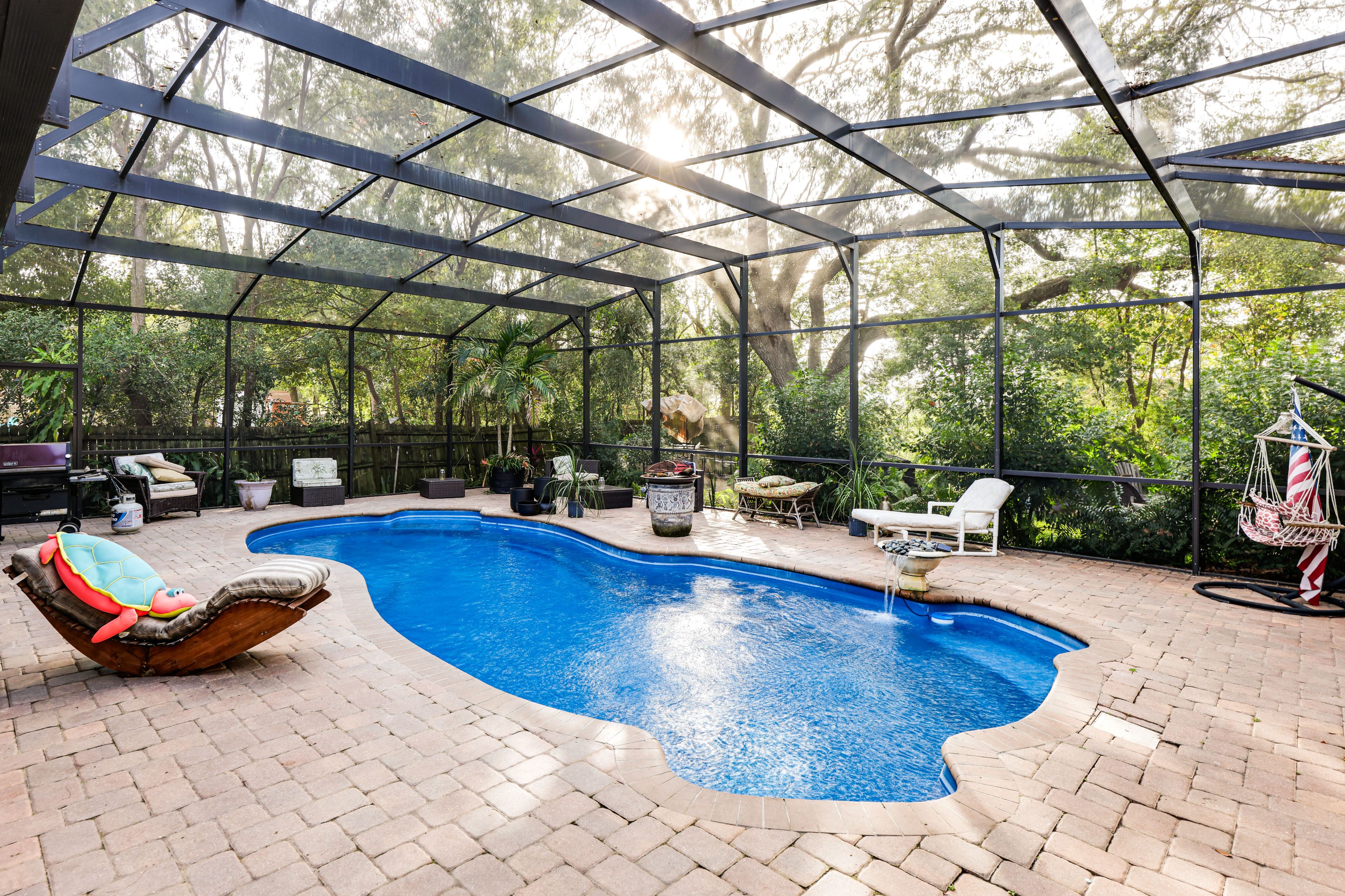 Tavares Vacation Rental | 2BR | 1BA | 600 Sq Ft | Step-Free Access