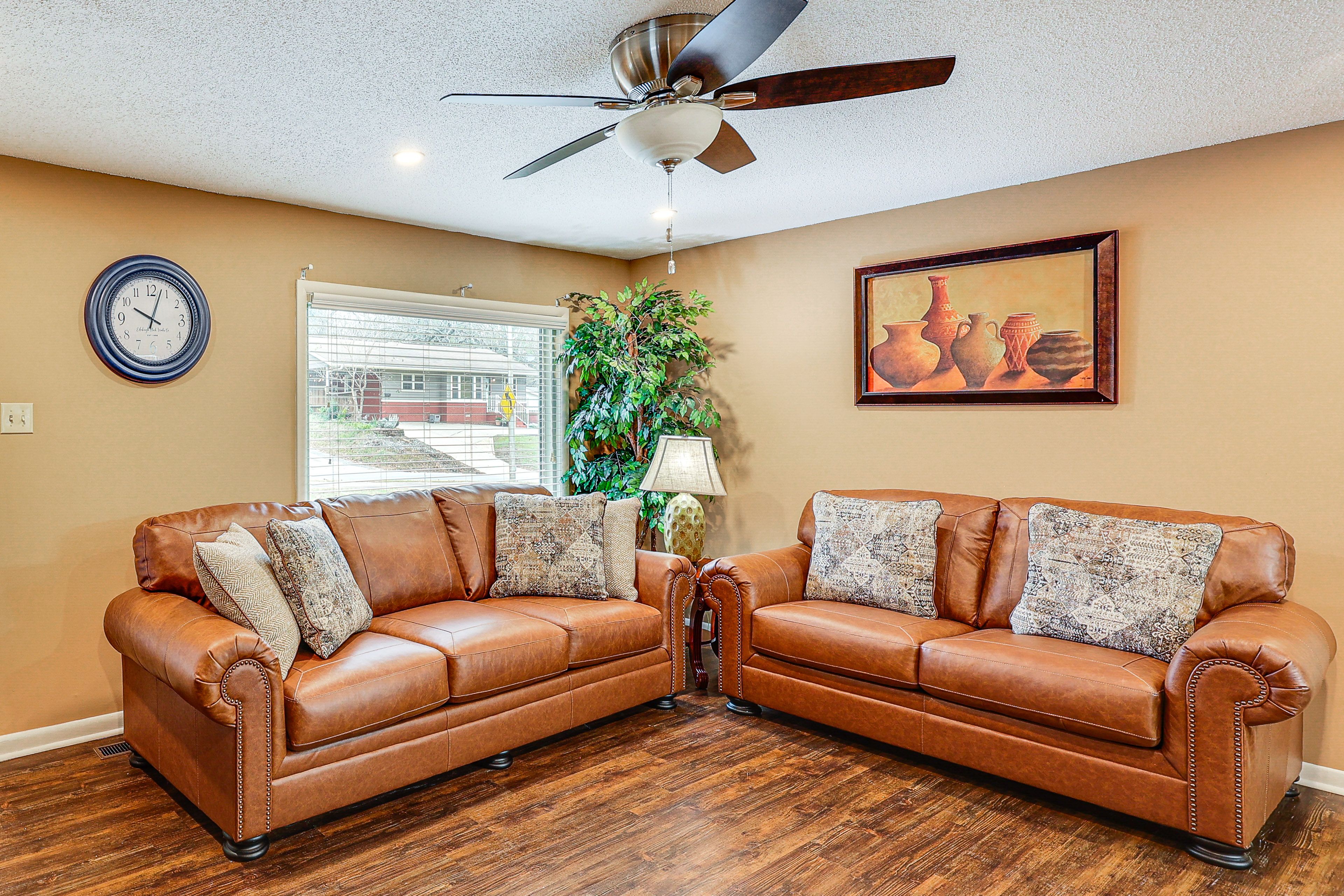 Living Area | Queen Sleeper Sofa | Smart TV