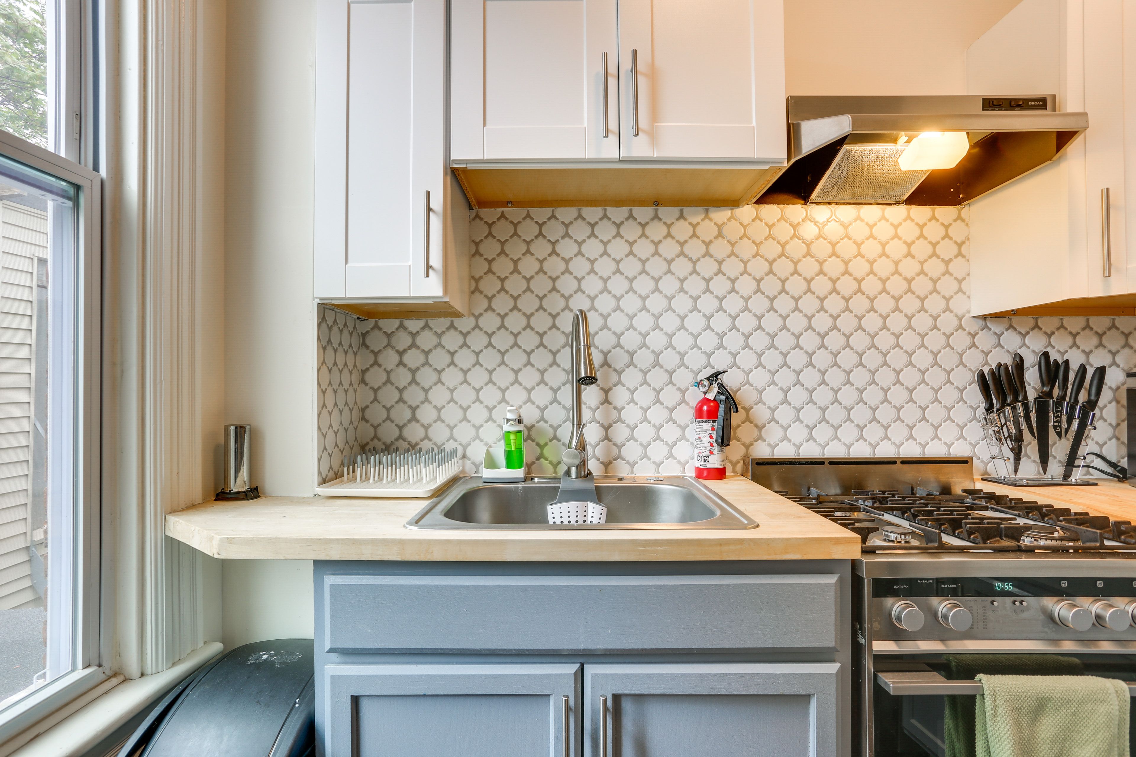 Kitchen | Refrigerator | Keurig Coffee Maker | Electric Kettle | Blender