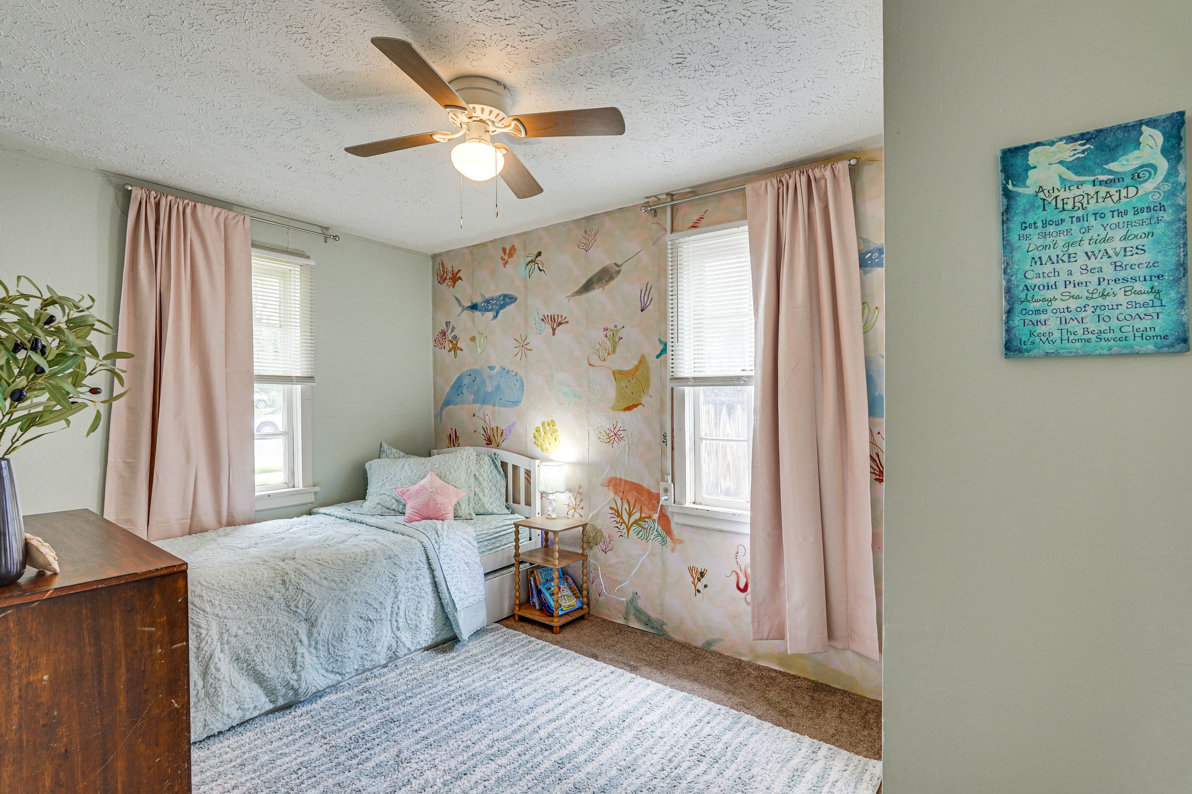 Bedroom 2 | Twin Bed w/ Twin Trundle