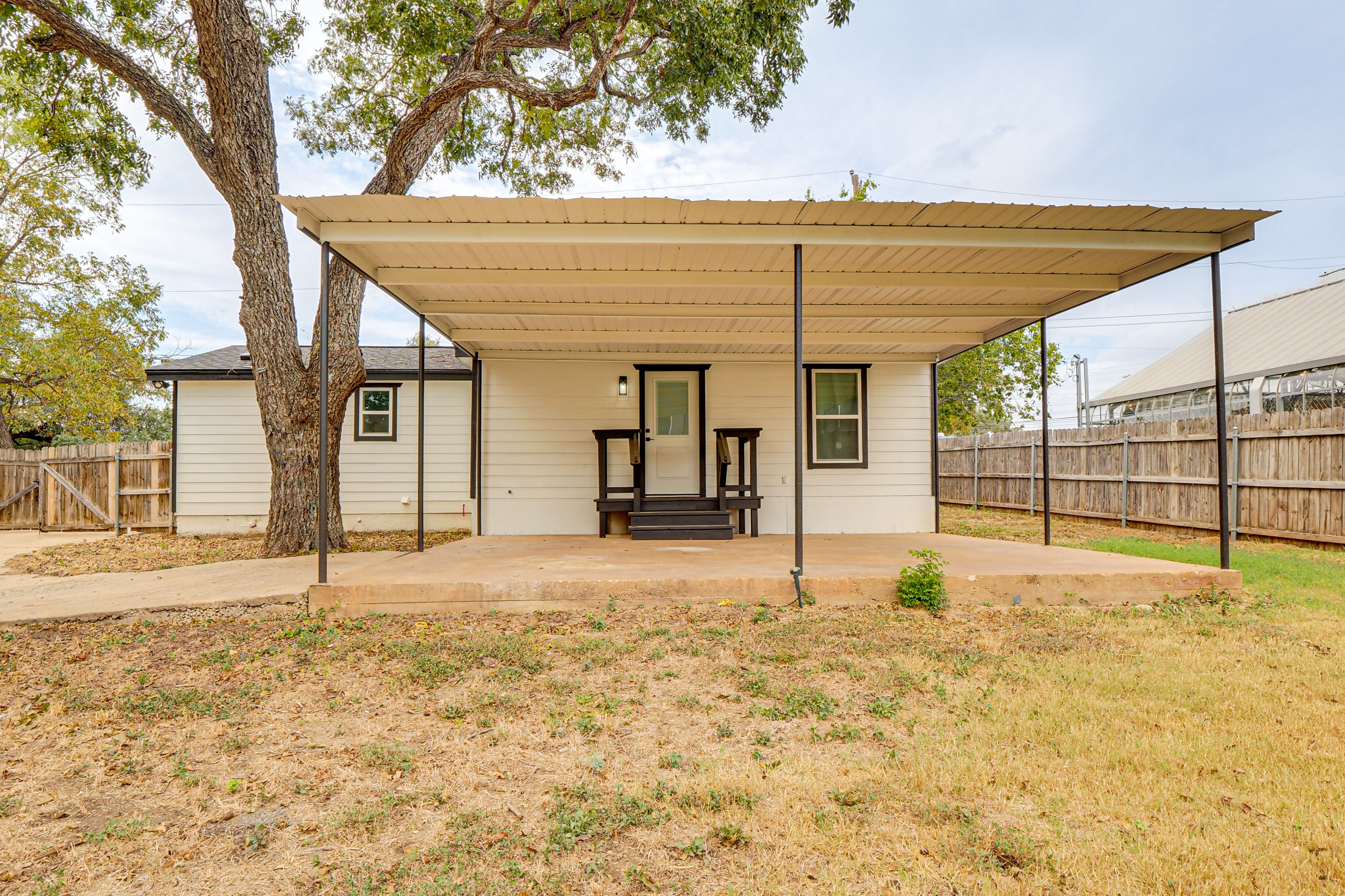 Fully Fenced Backyard | Covered Patio