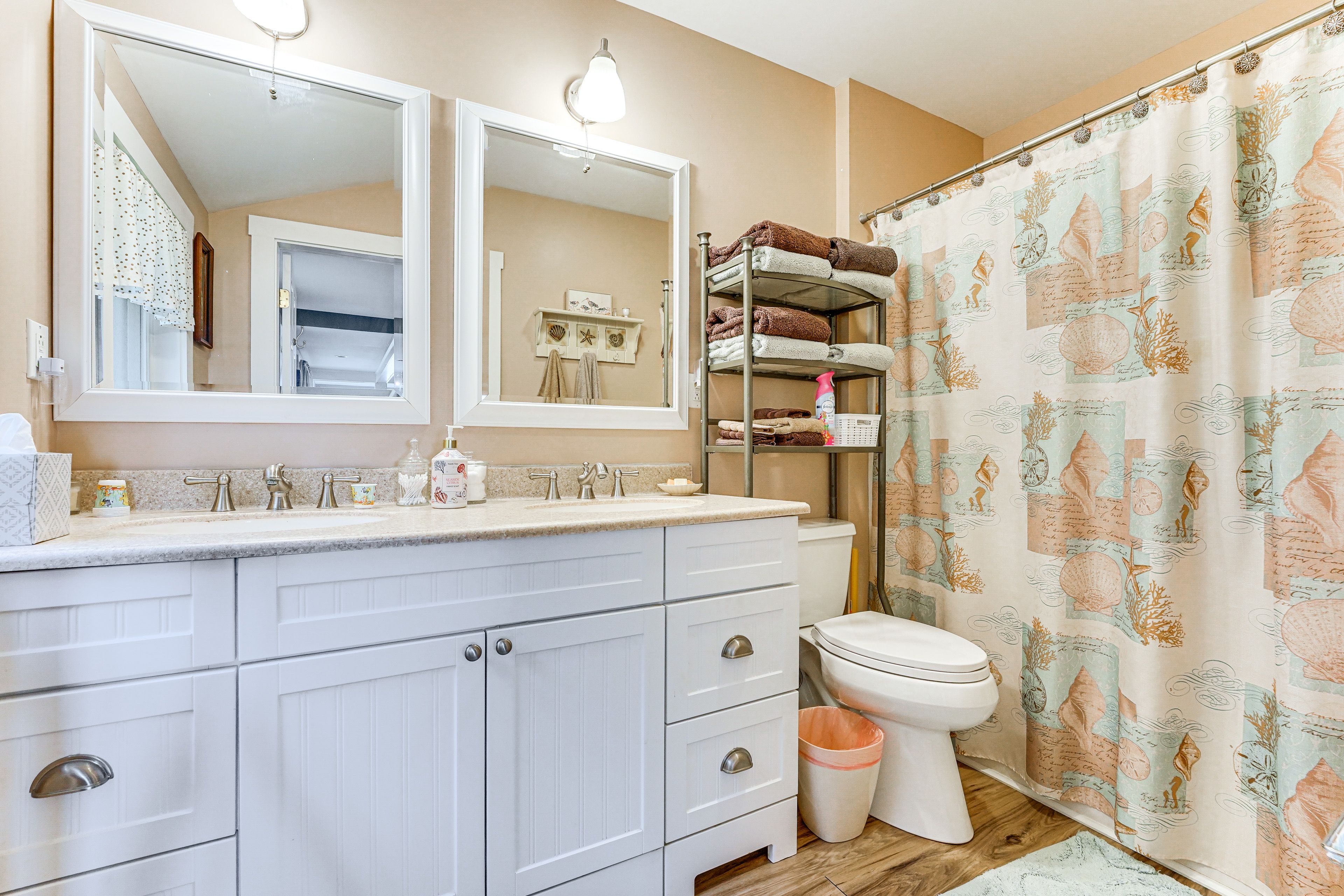 Bathroom | Towels Provided | 1st Floor