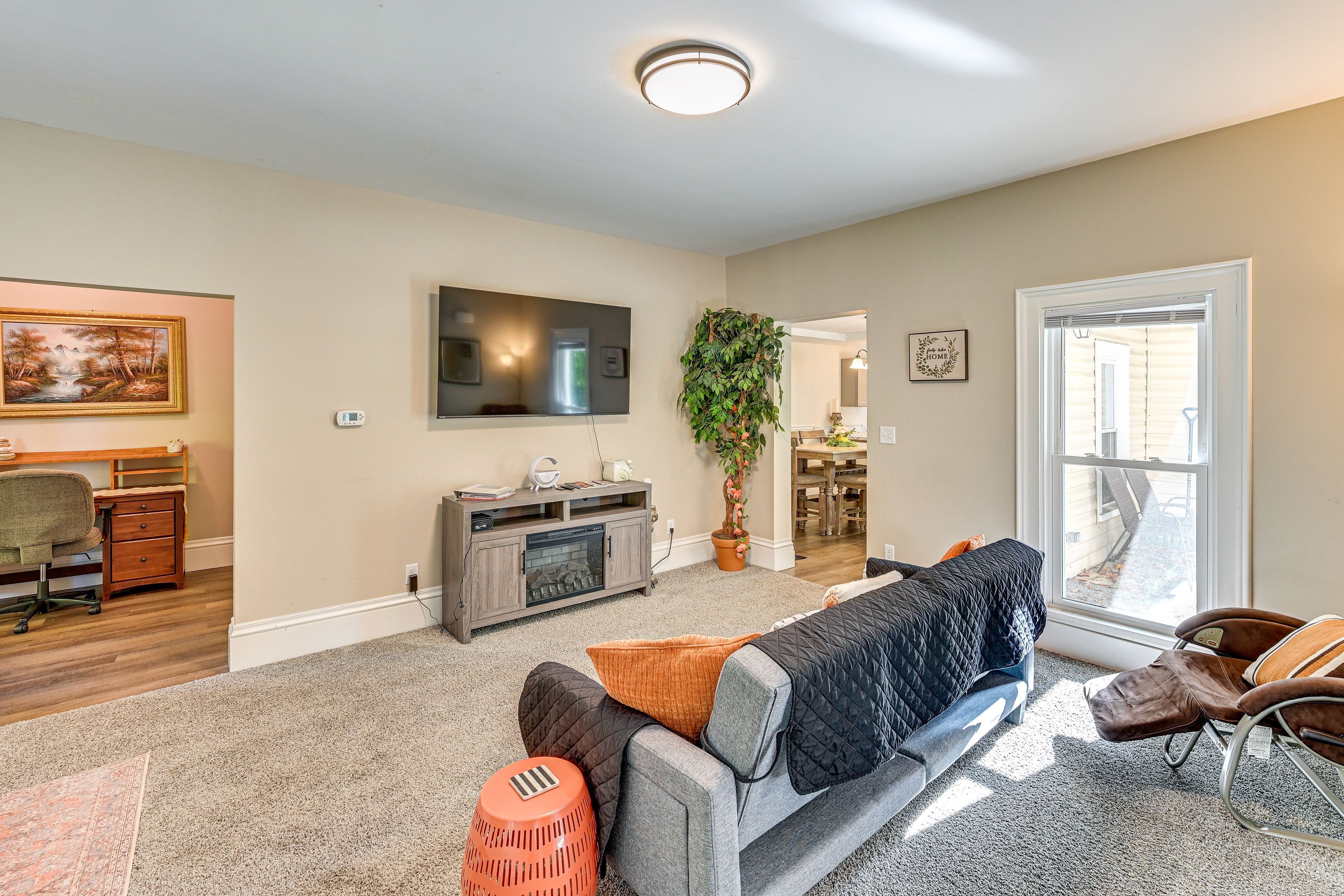 Mishawaka Vacation Rental | 3BR | 2BA | 1,762 Sq Ft | Step-Free Entry