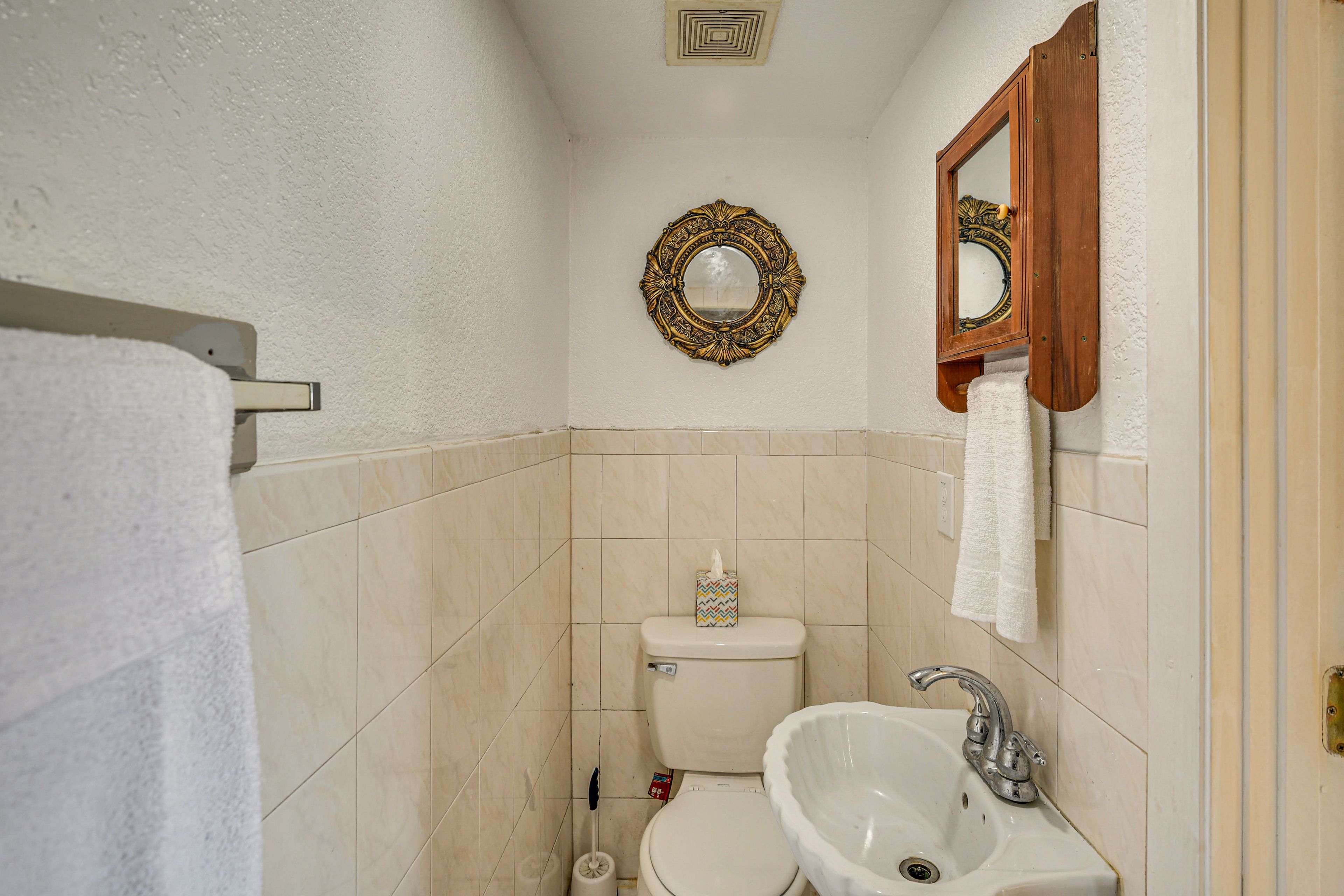 Full Bathroom