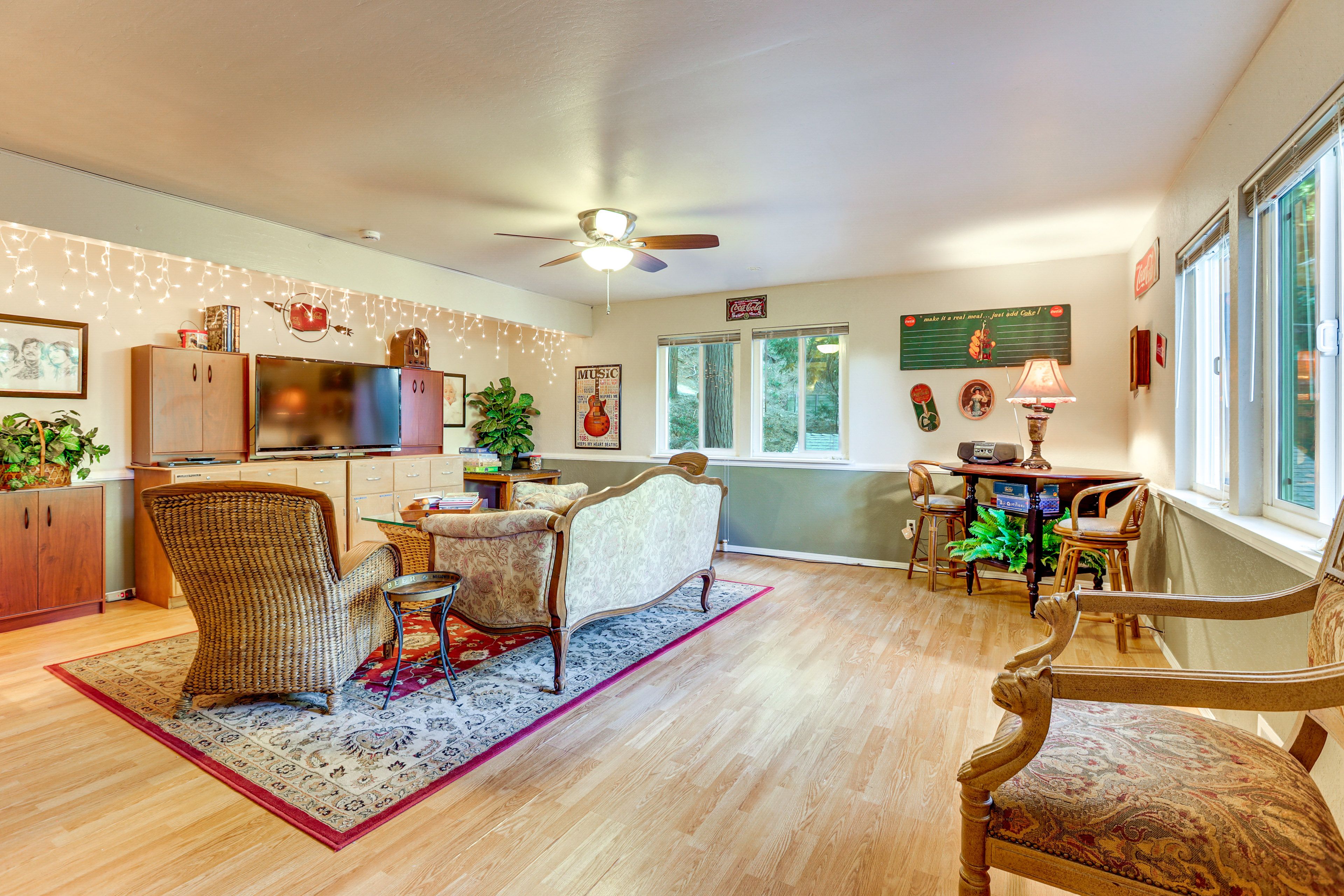 Family Room | Smart TV | Board Games | 1st Floor