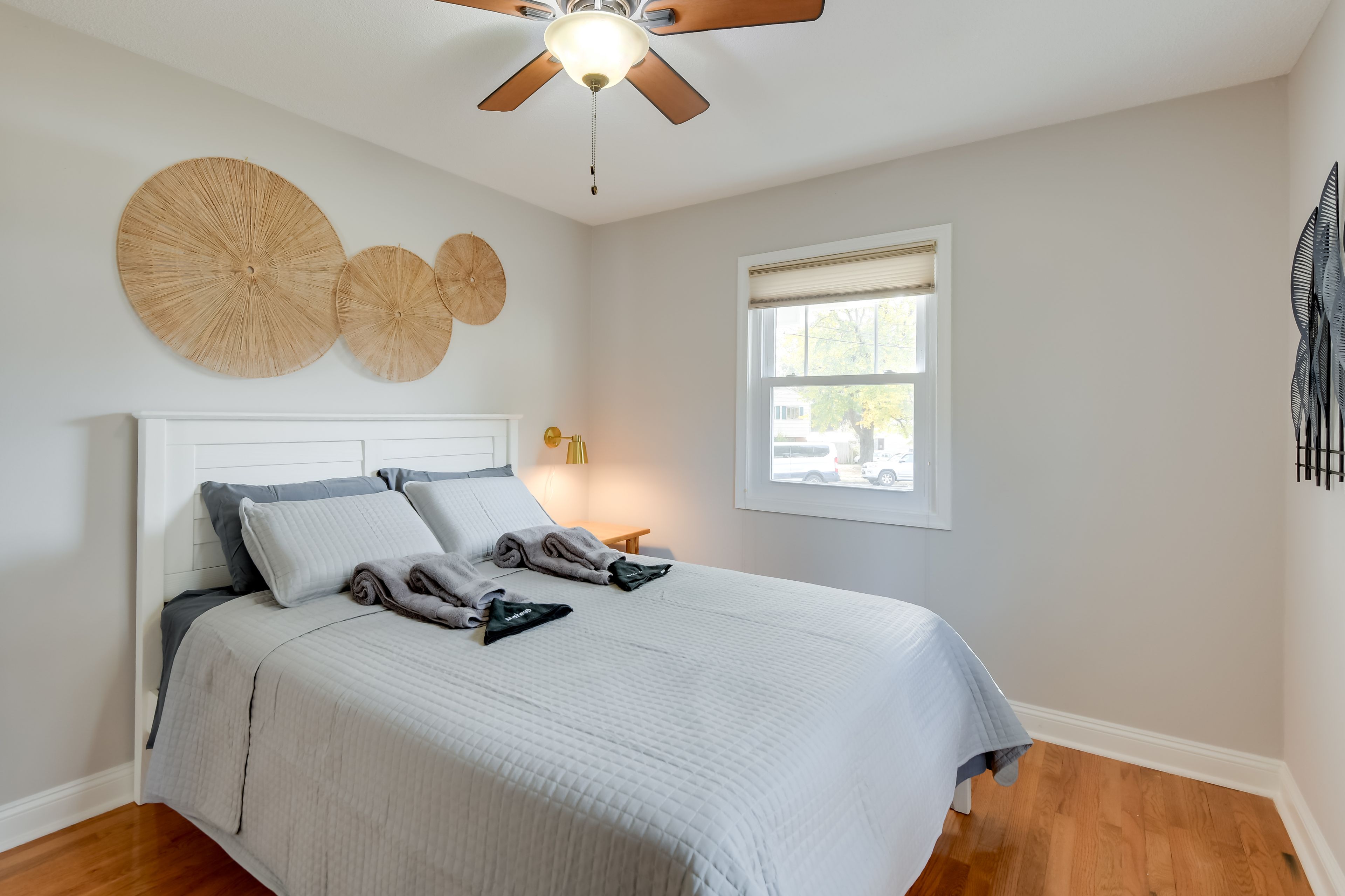 Bedroom 3 | Queen Bed | Smart TV | 1st Floor