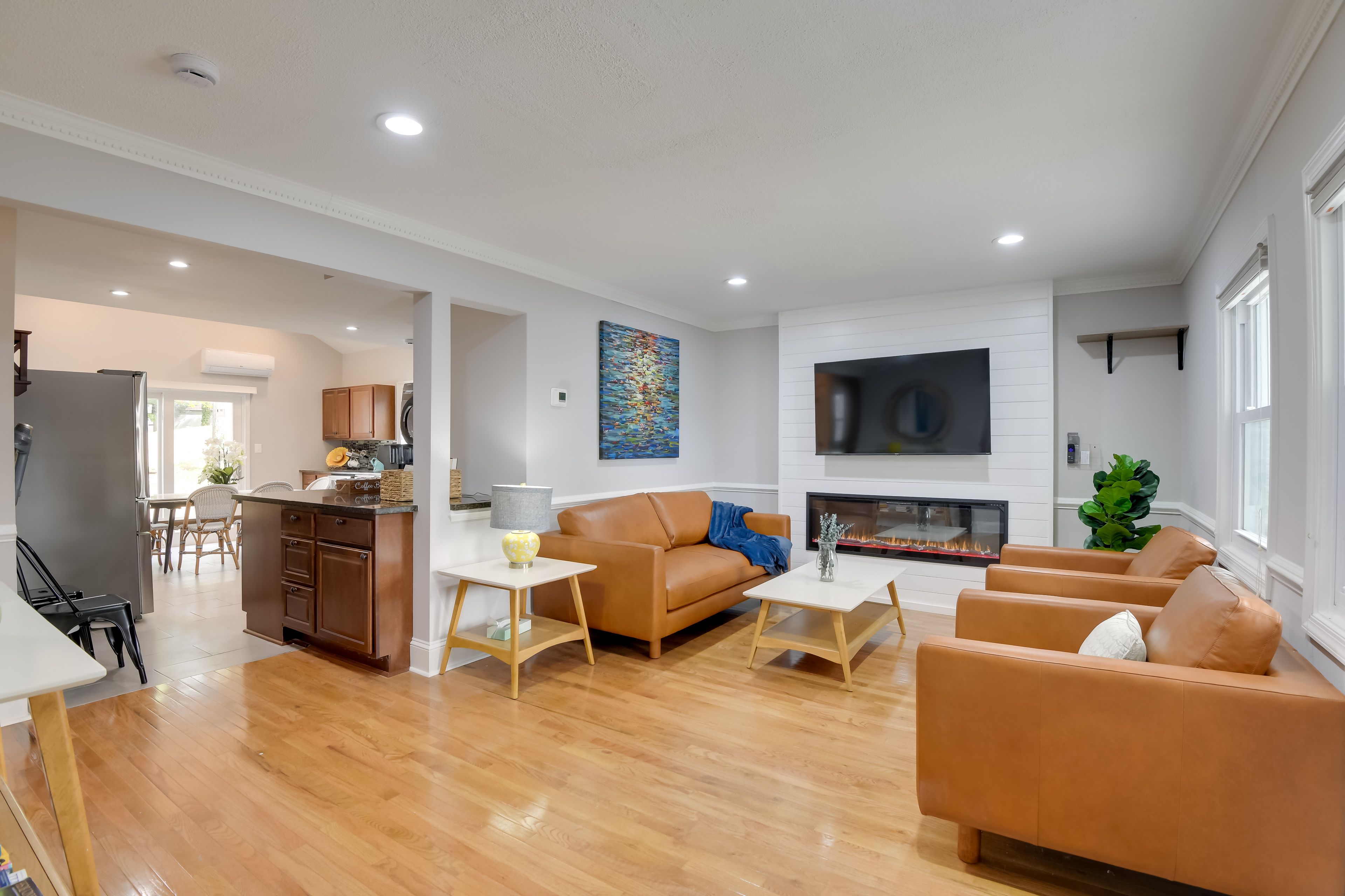 Woodbridge Vacation Rental | 4BR | 2BA | 1,500 Sq Ft | 5 Steps to Enter