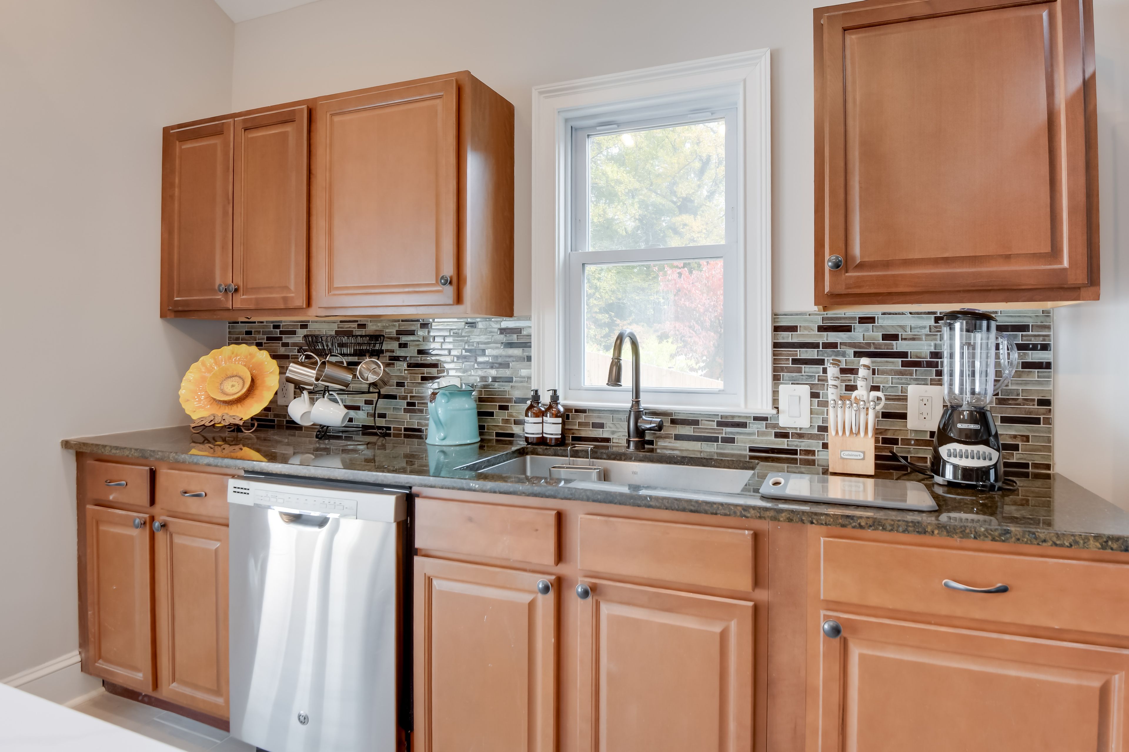 Kitchen | Stove/Oven | Microwave | Refrigerator | 1st Floor