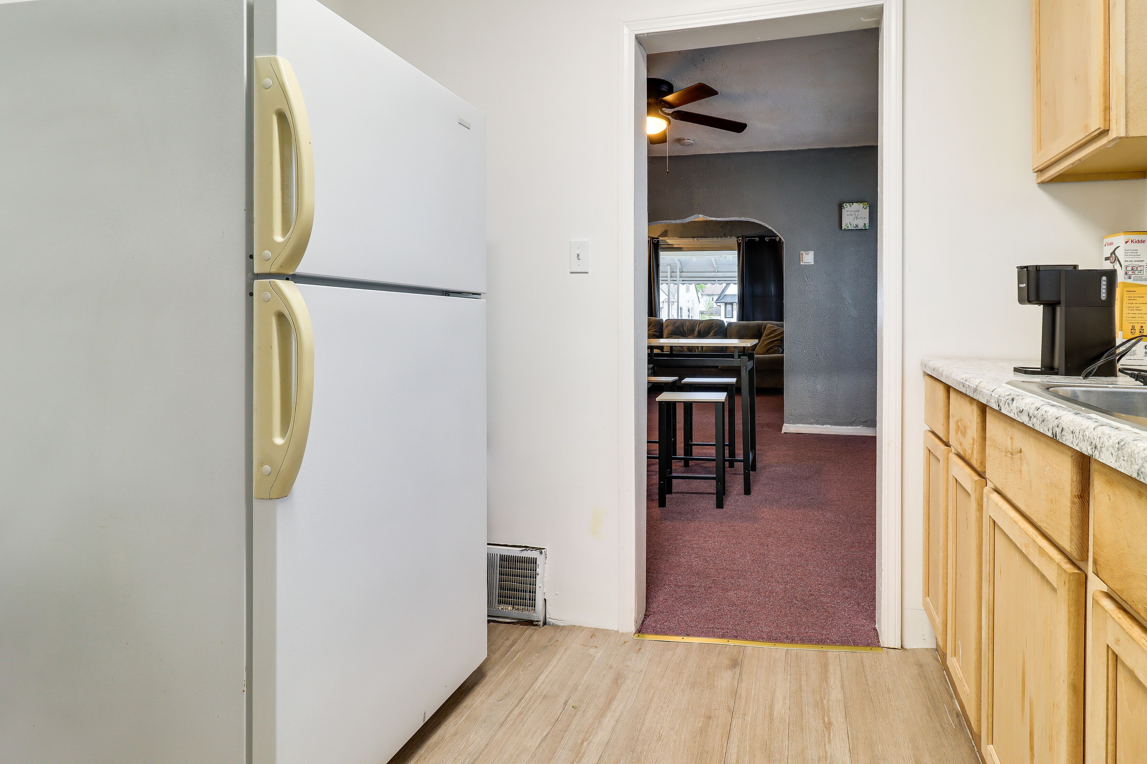 Kitchen | 1st Floor | Keurig Coffee Maker | Cooking Basics