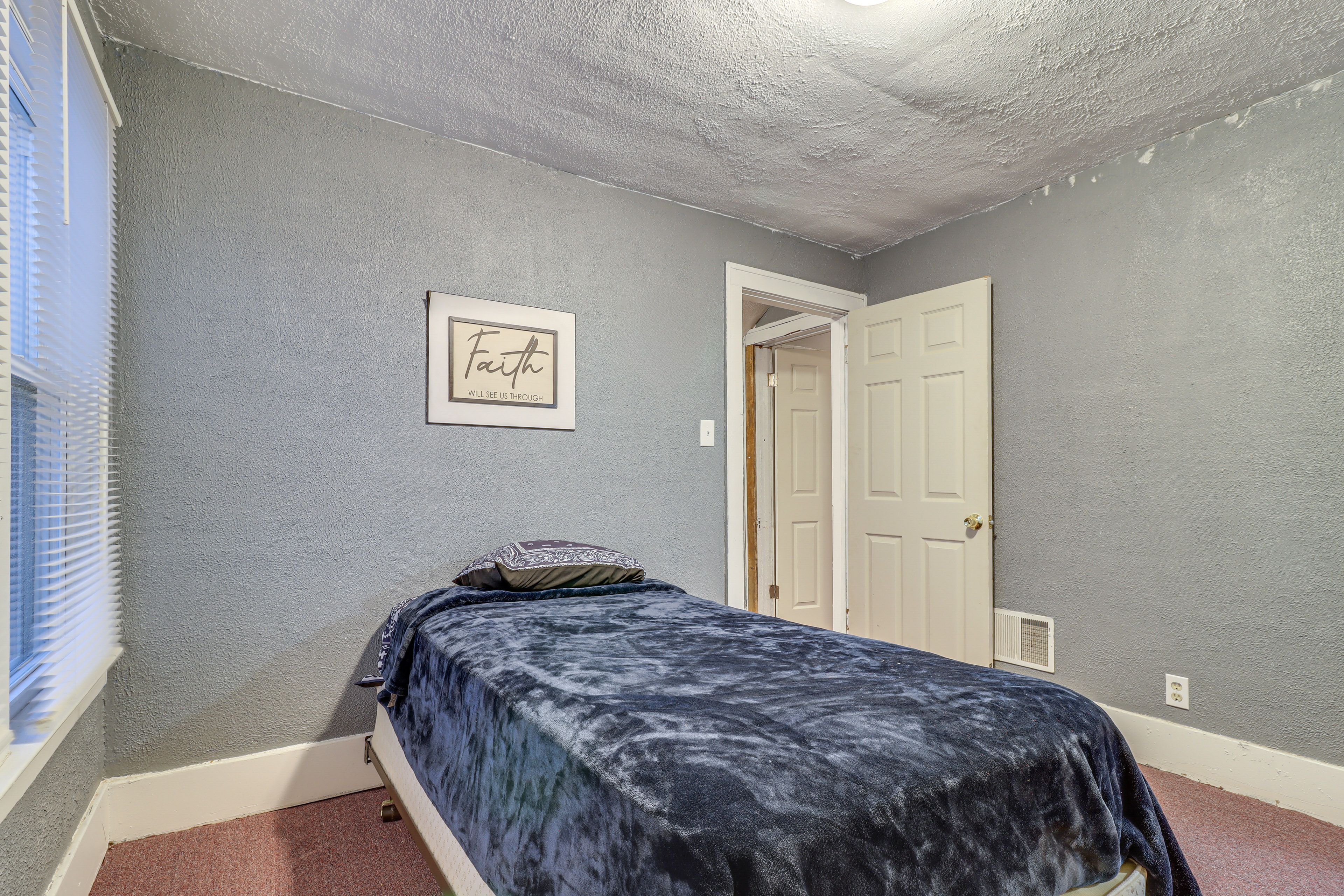 Bedroom 4 | 2nd Floor | Twin Bed