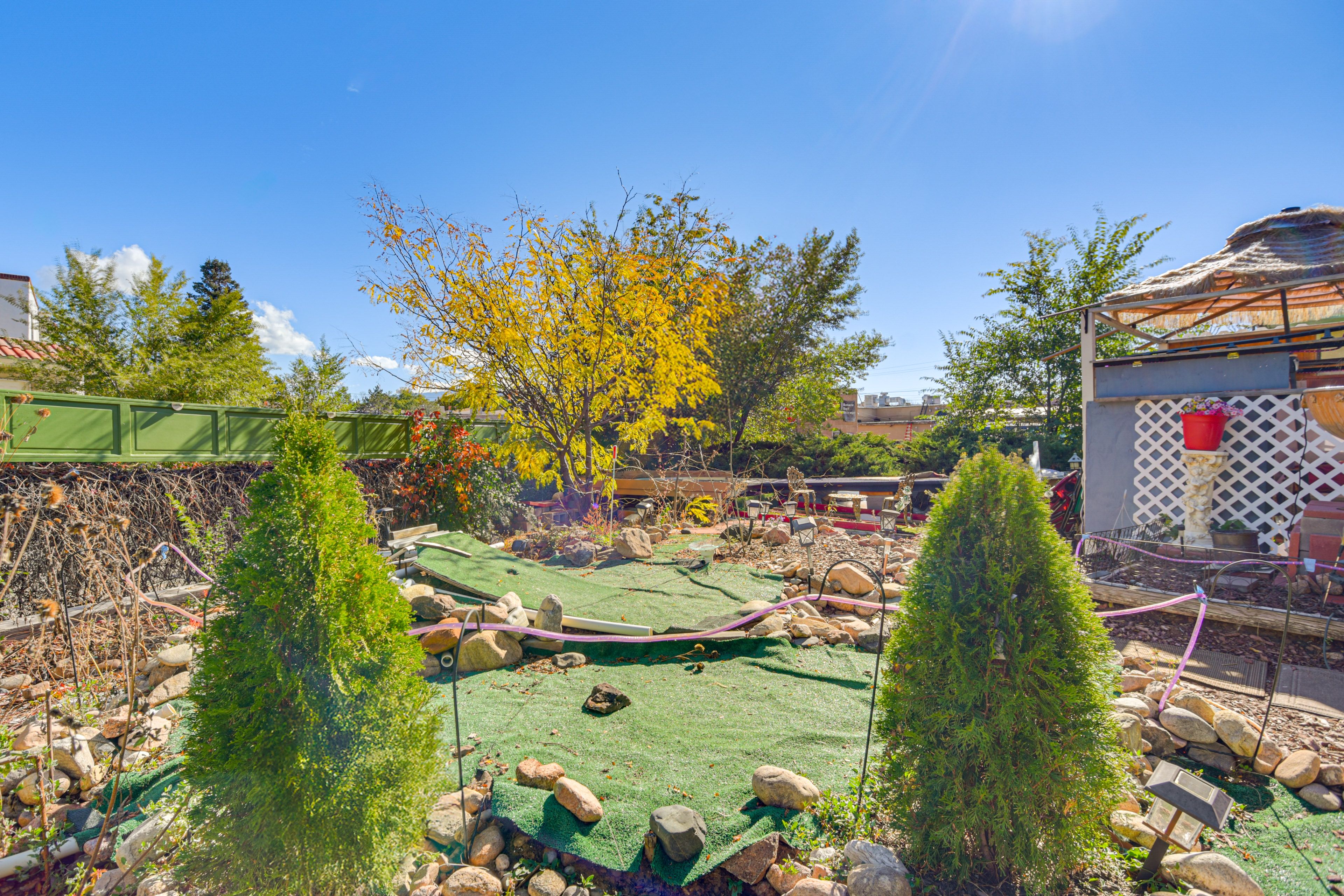 Backyard | Parking | Driveway (3 Vehicles)