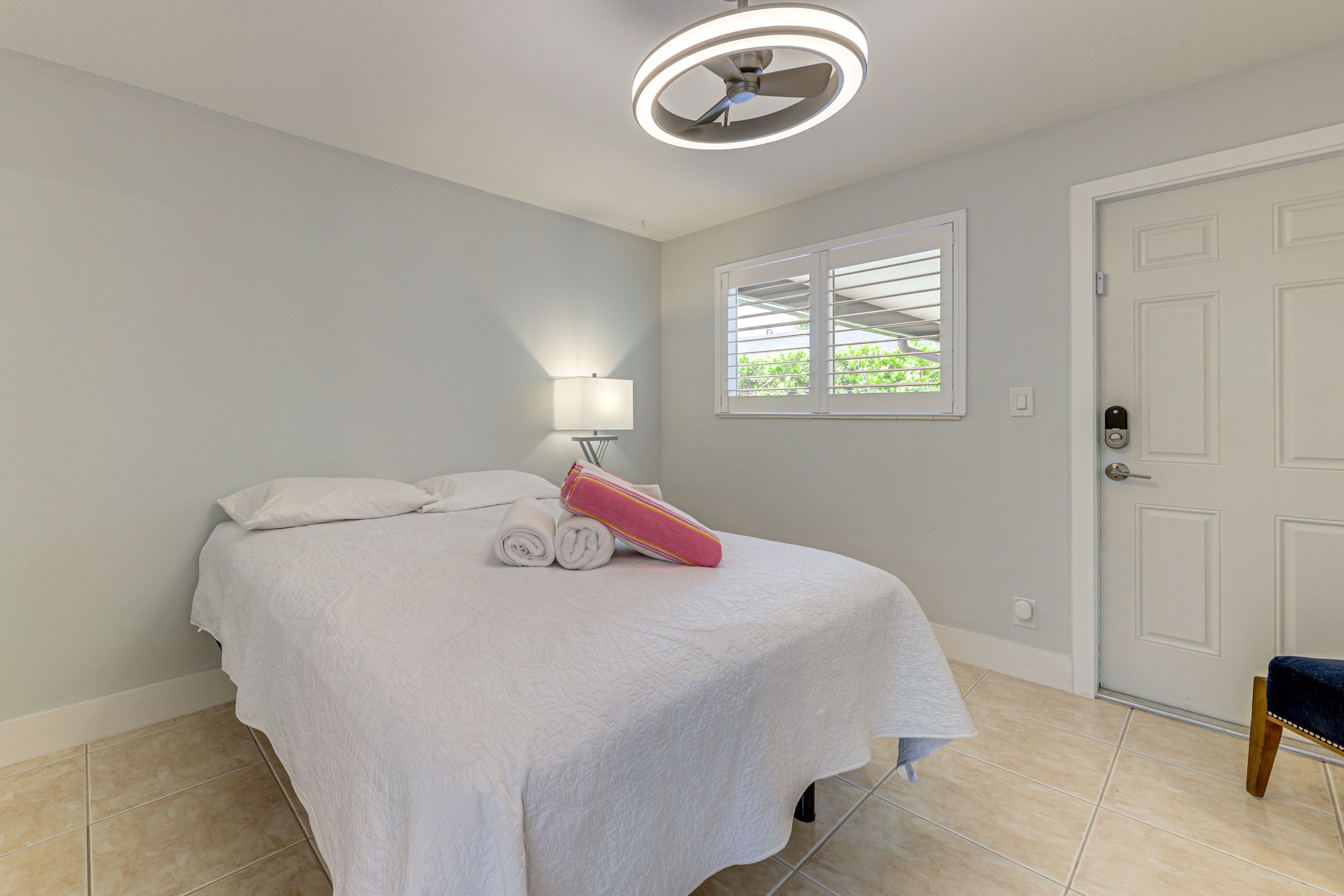 Bedroom 3 | Queen Bed