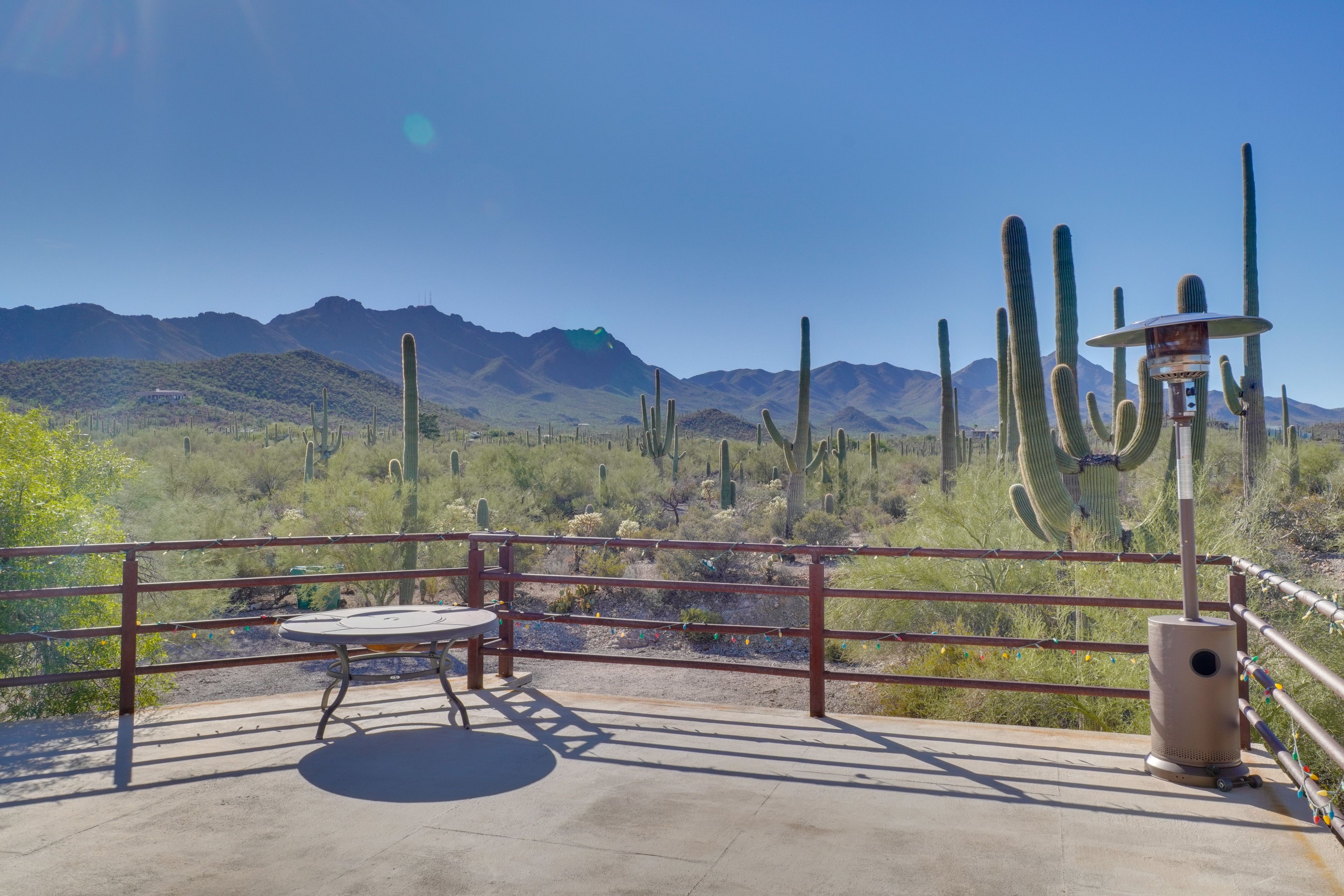 Mountain & Desert Views