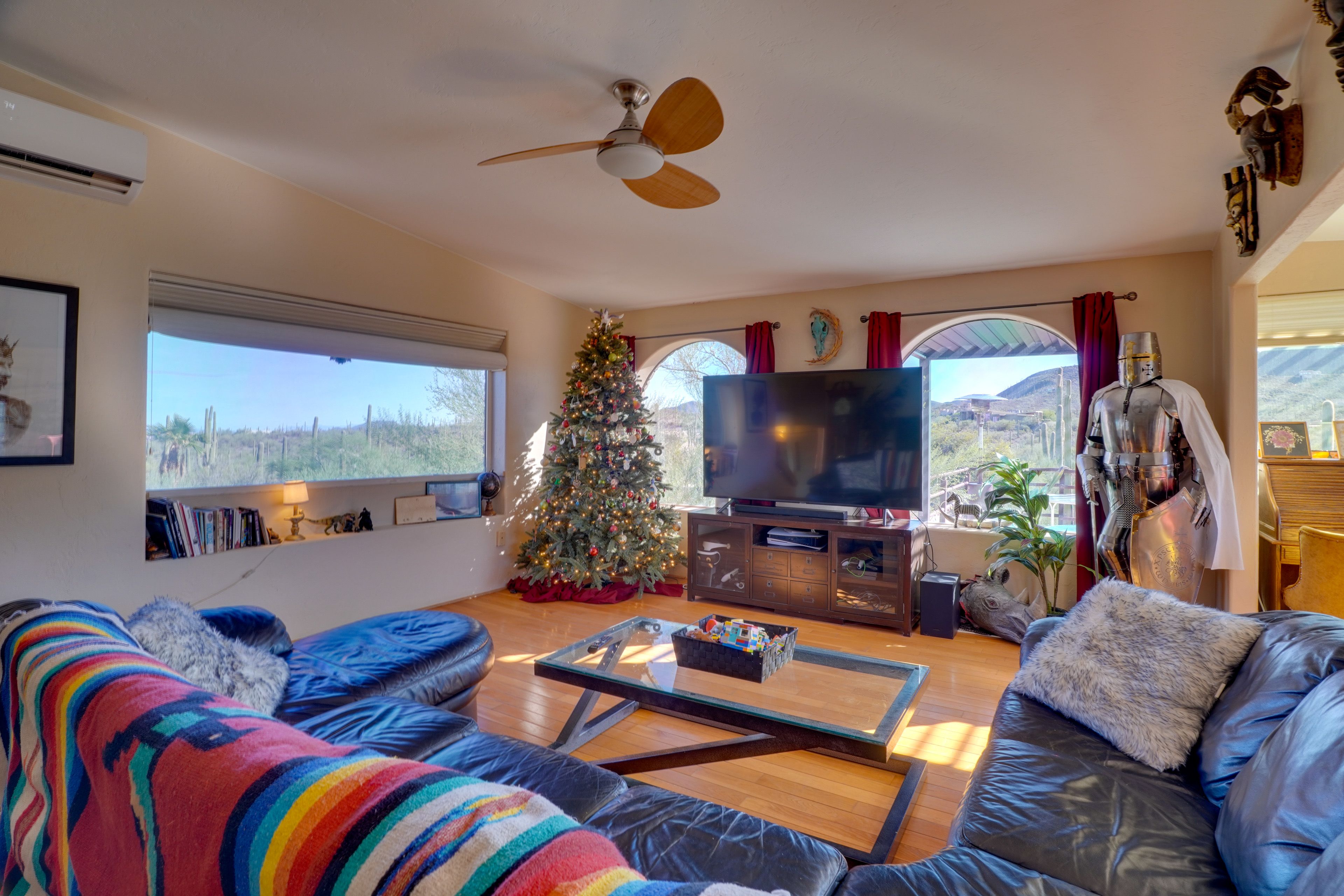 Living Room | Smart TV | Books | Desk | Upper Level