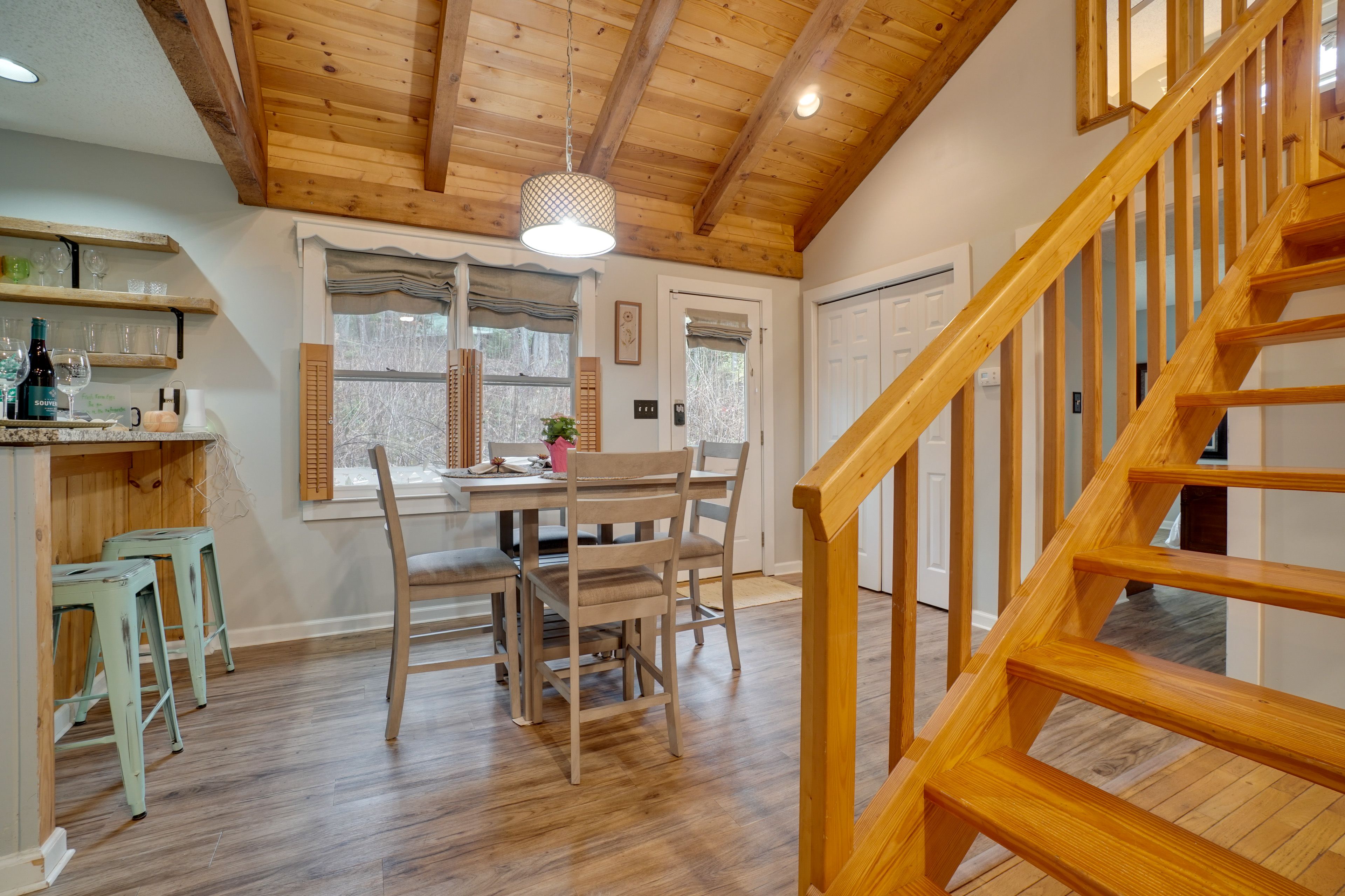 Dining Area | 1st Floor