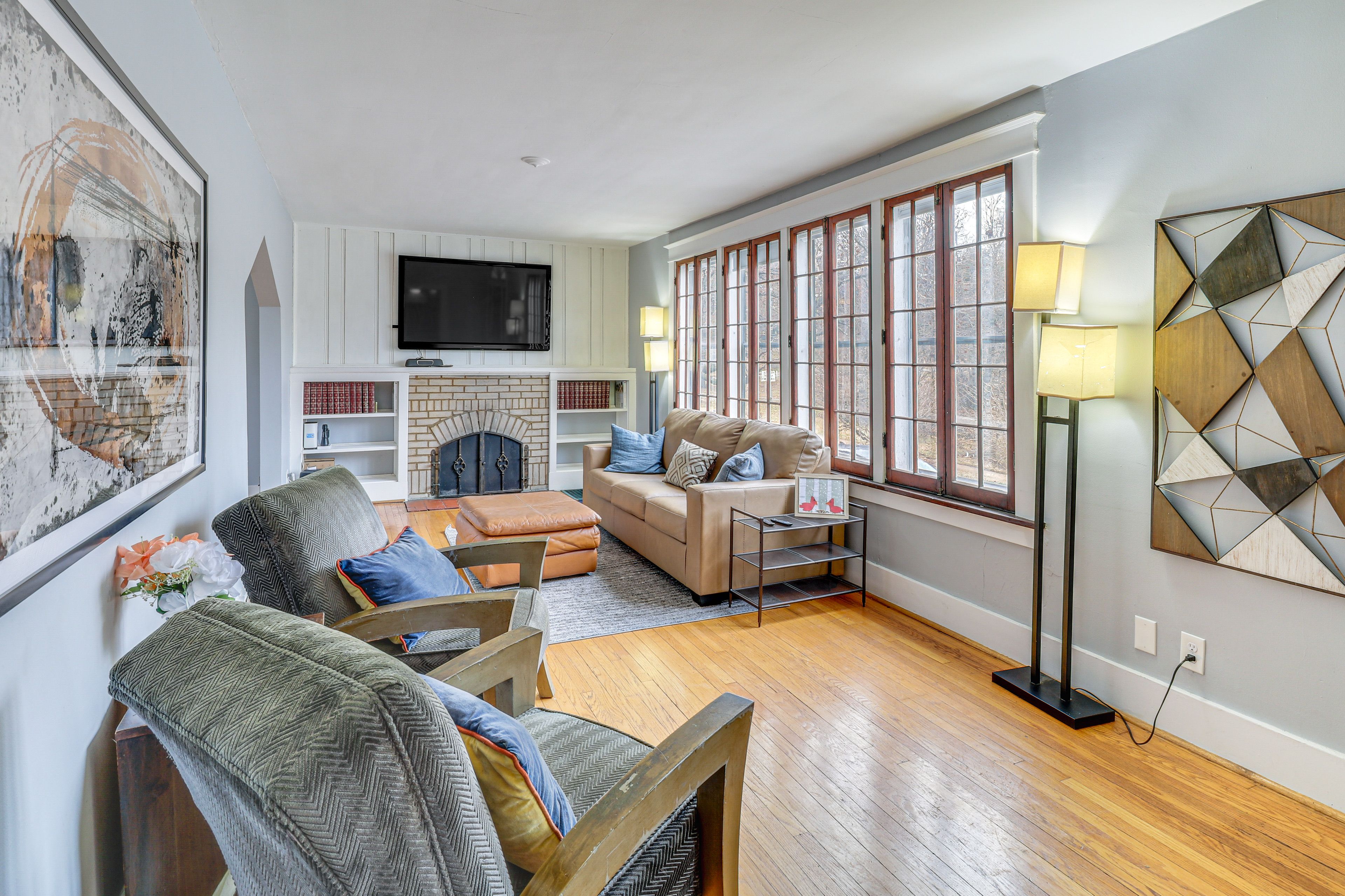 Living/Dining | 1st Floor