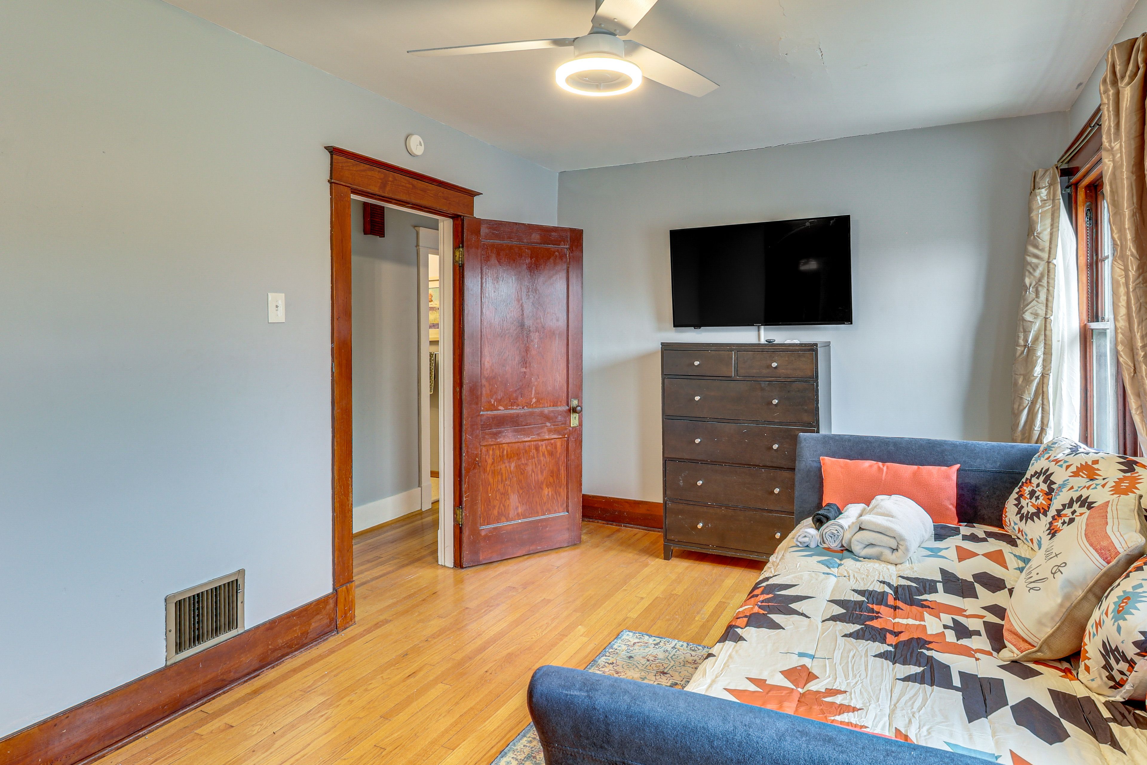 Bedroom 3 | Twin Daybed | 2nd Floor