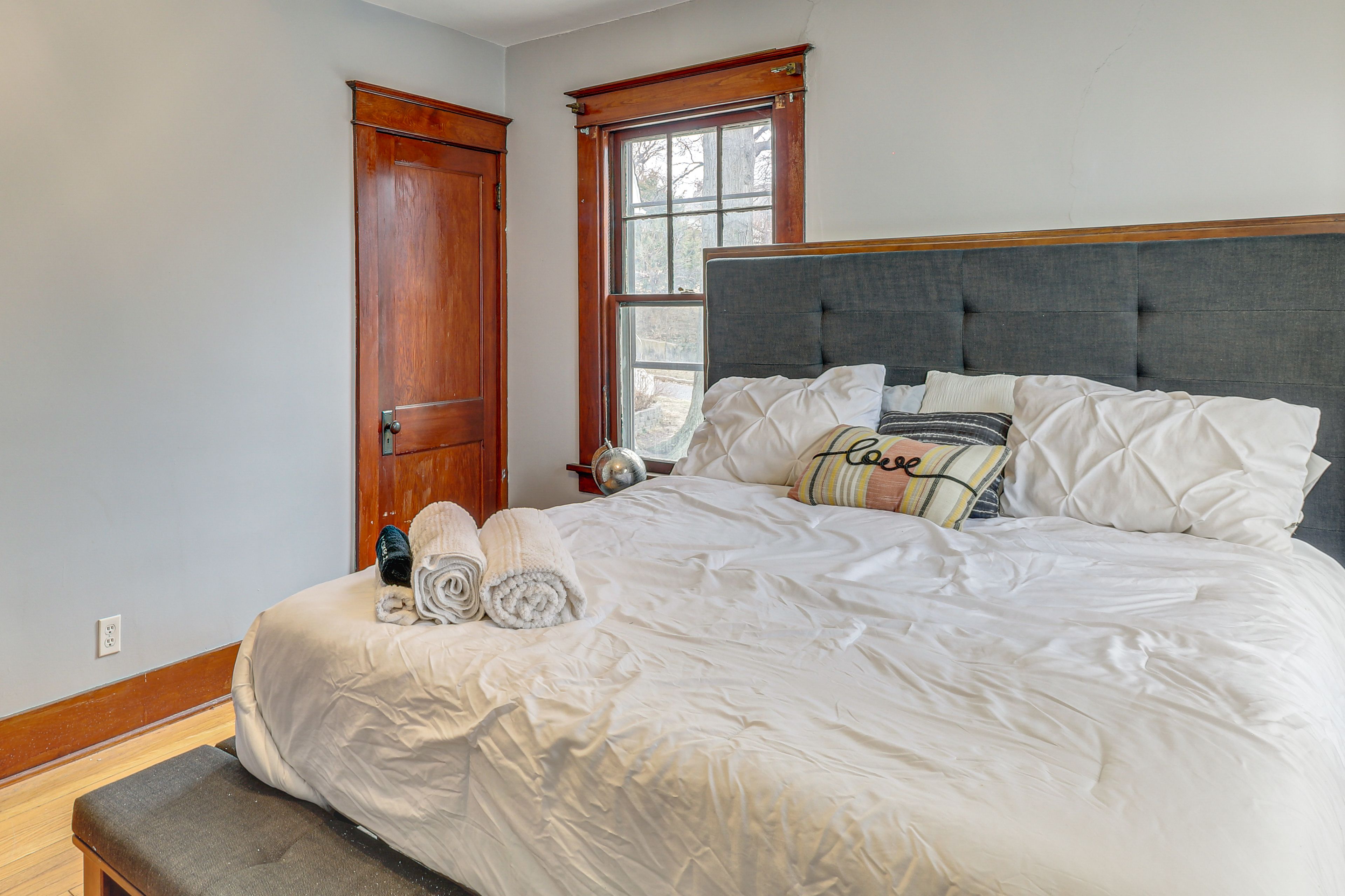 Bedroom 4 | Queen Bed | 2nd Floor