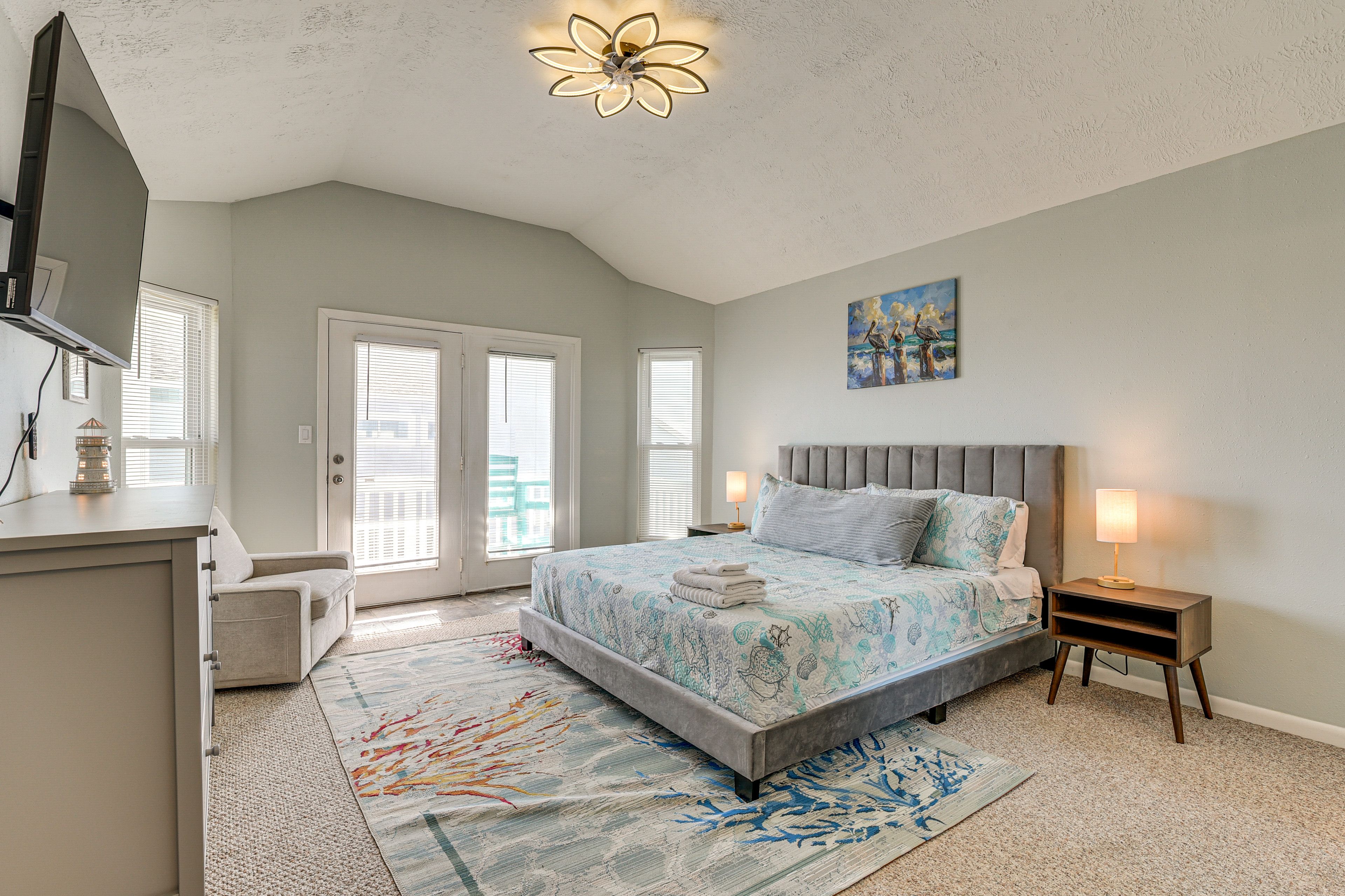 Bedroom 3 | 2nd Floor | King Bed | En-Suite Bathroom | Balcony Access