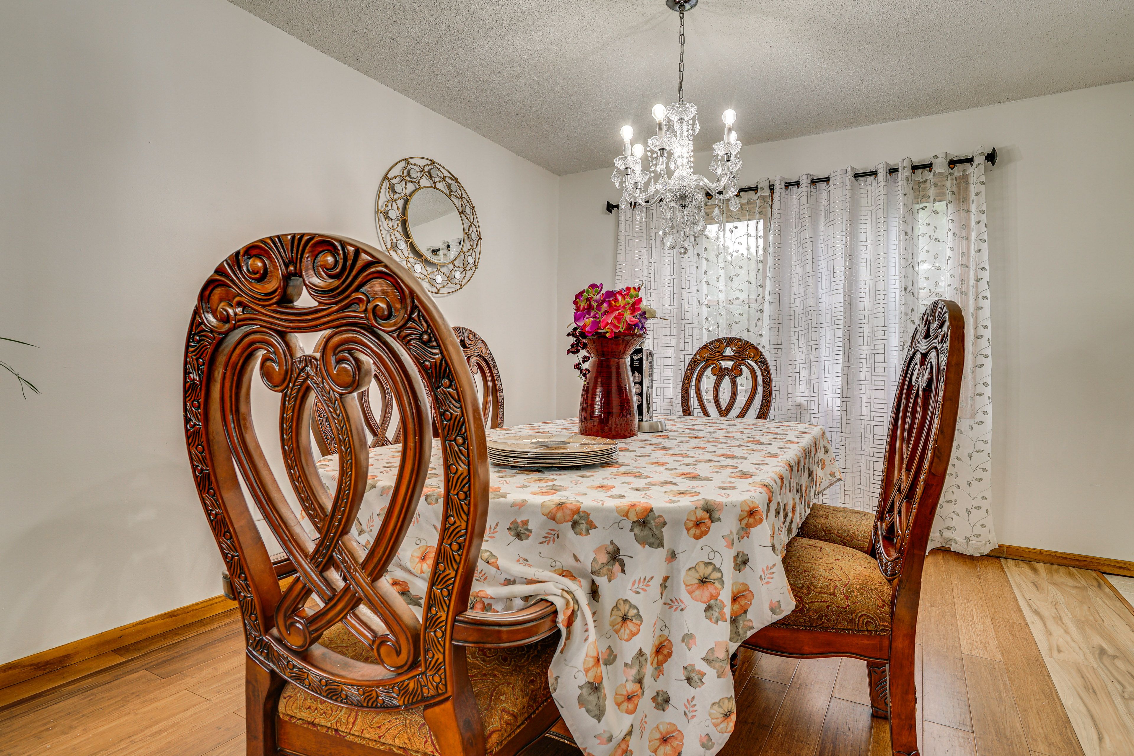 Formal Dining Table | Dishware/Flatware | 1st Floor
