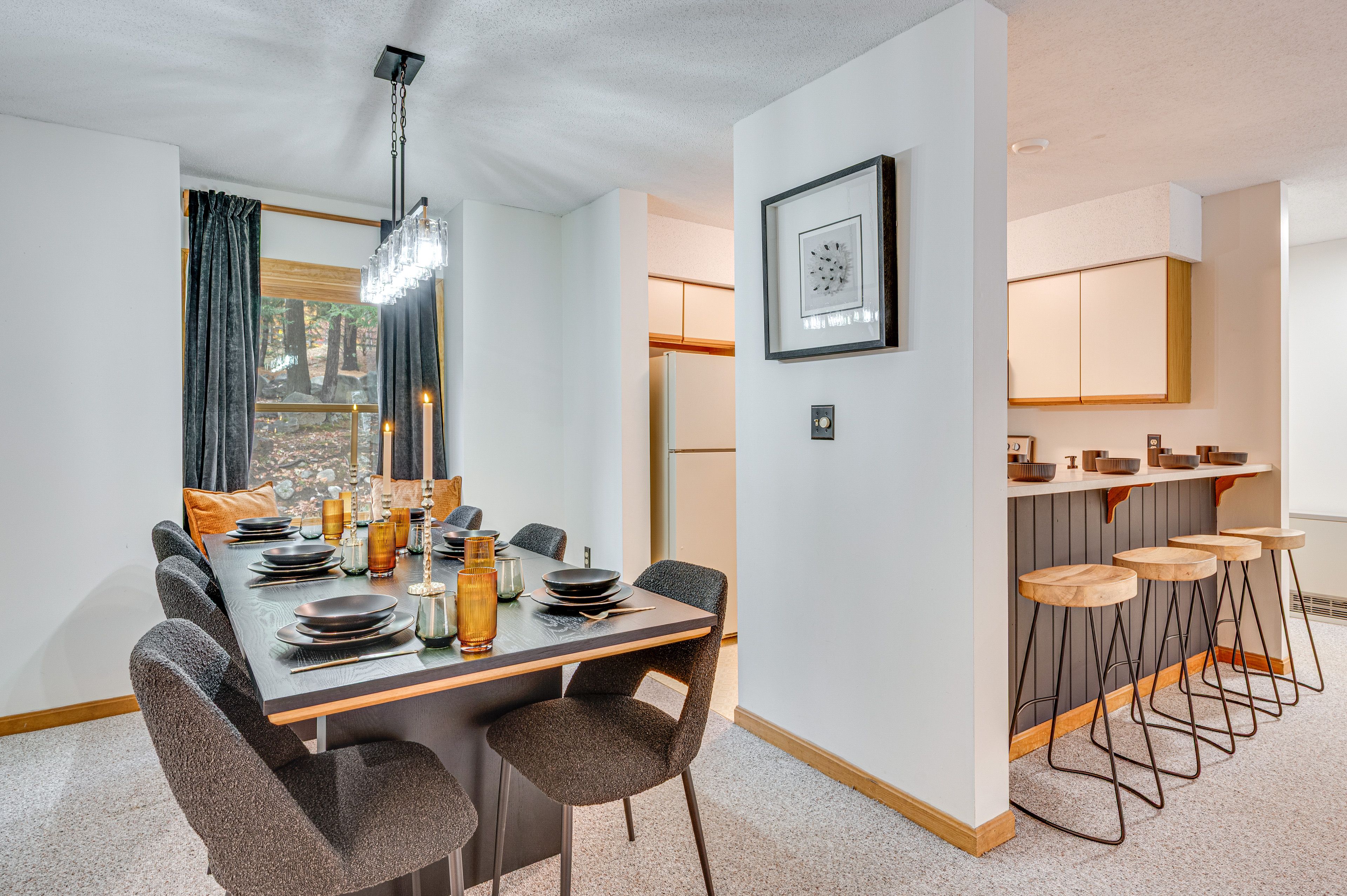 Dining Table | Breakfast Bar