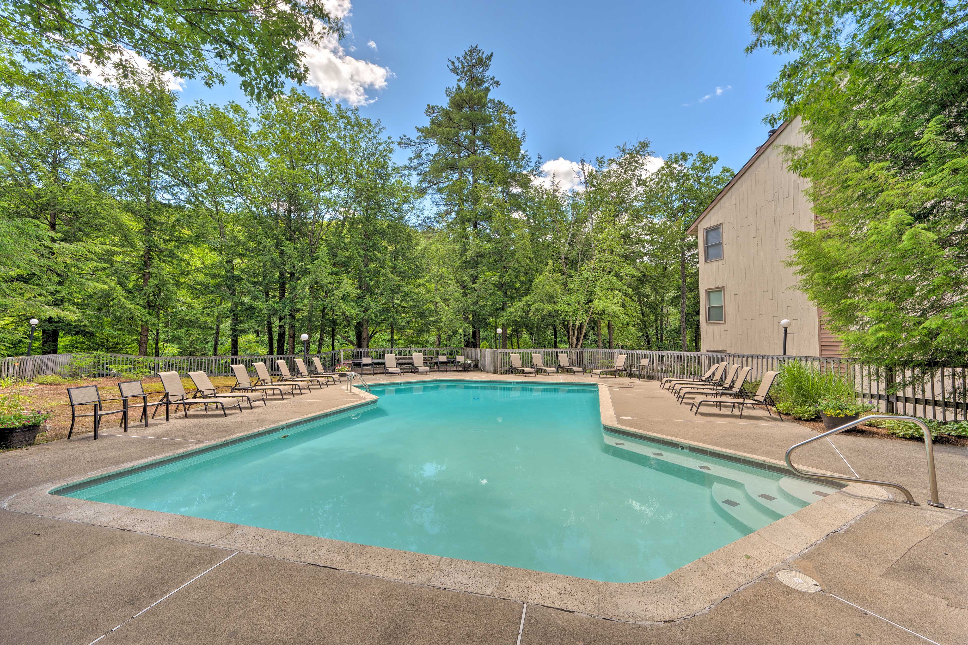 2 Seasonal Community Pools (Not Heated)