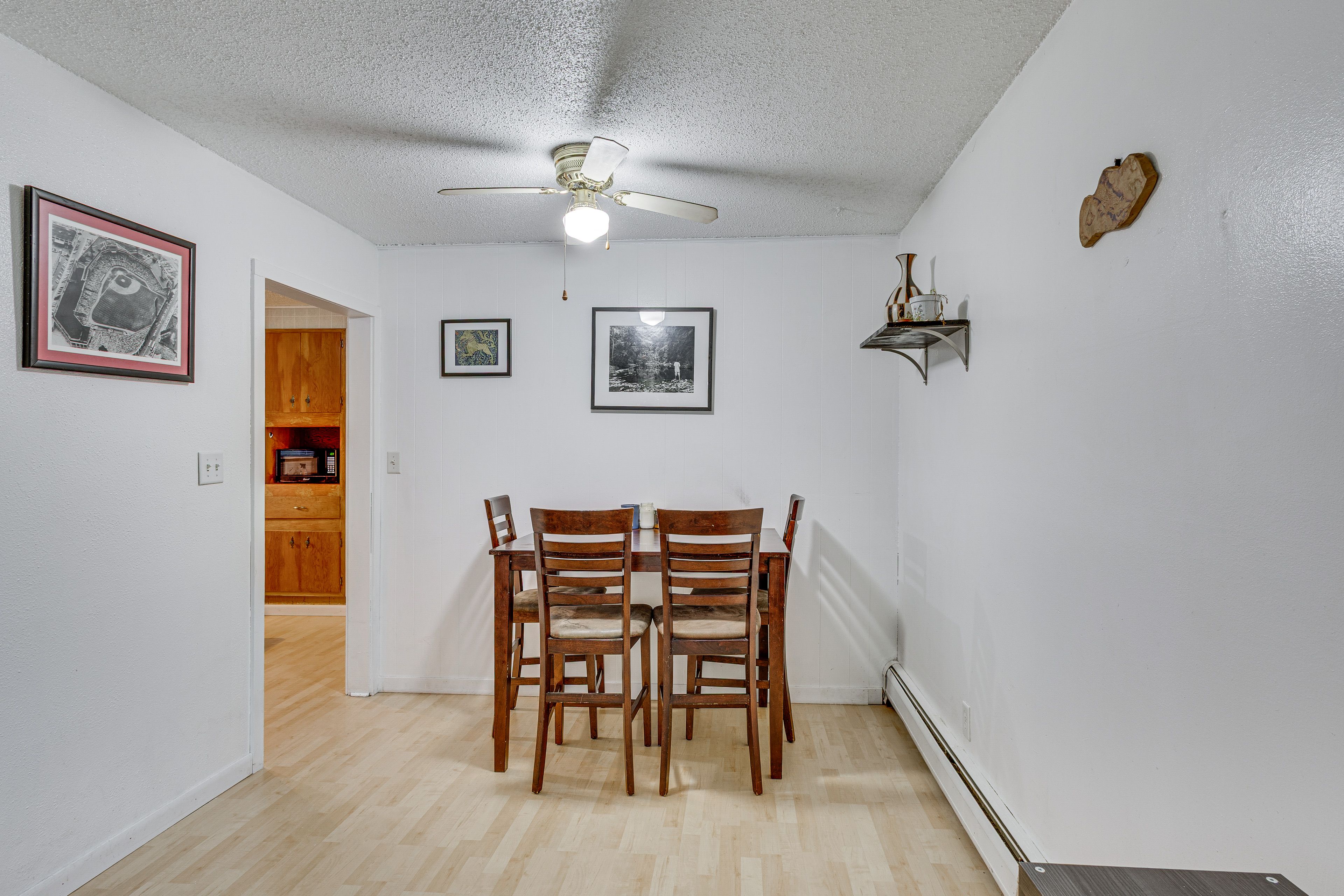 Dining Table | Board Games | Free WiFi