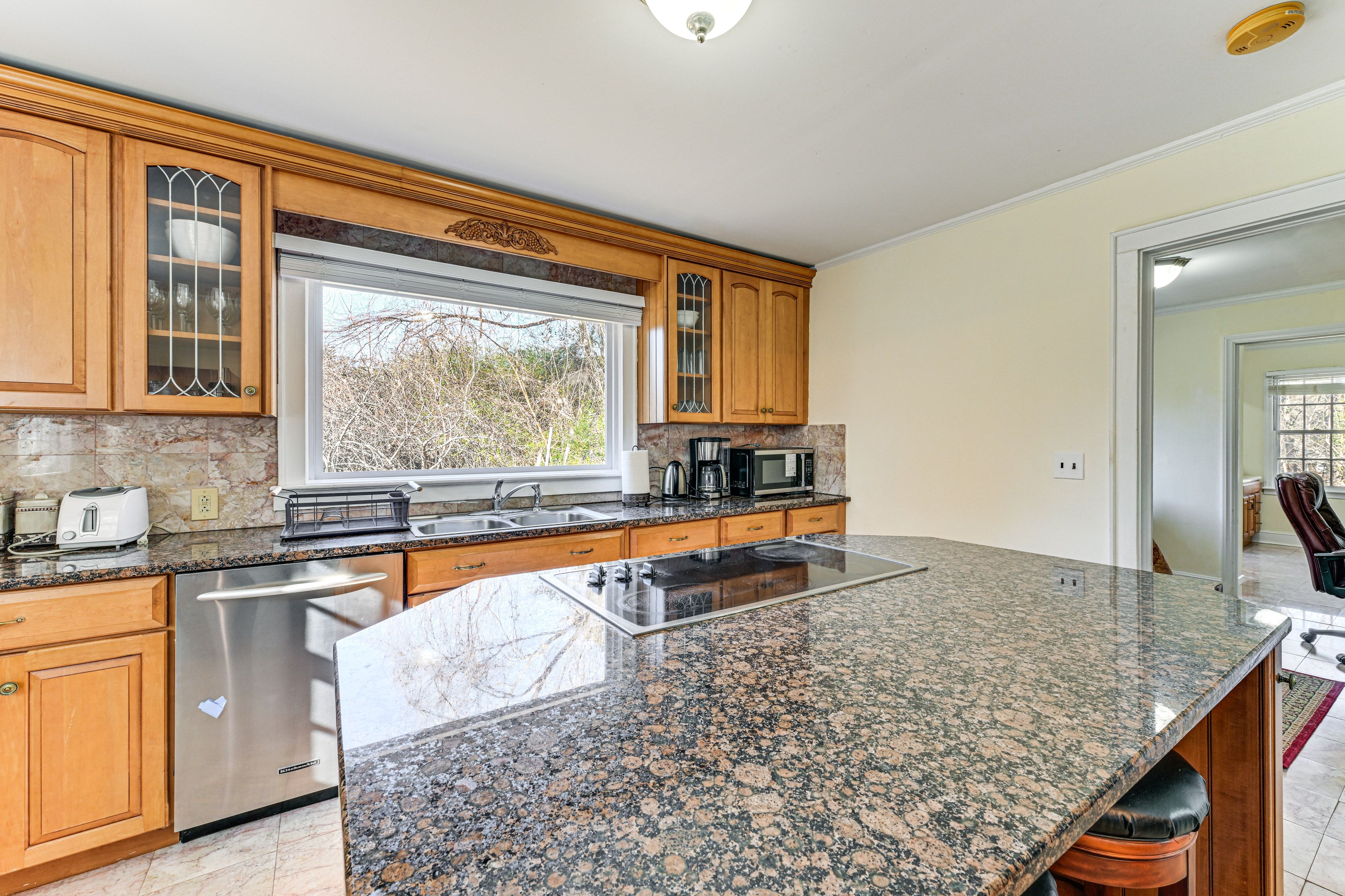 Kitchen | Cooking Basics | Breakfast Bar