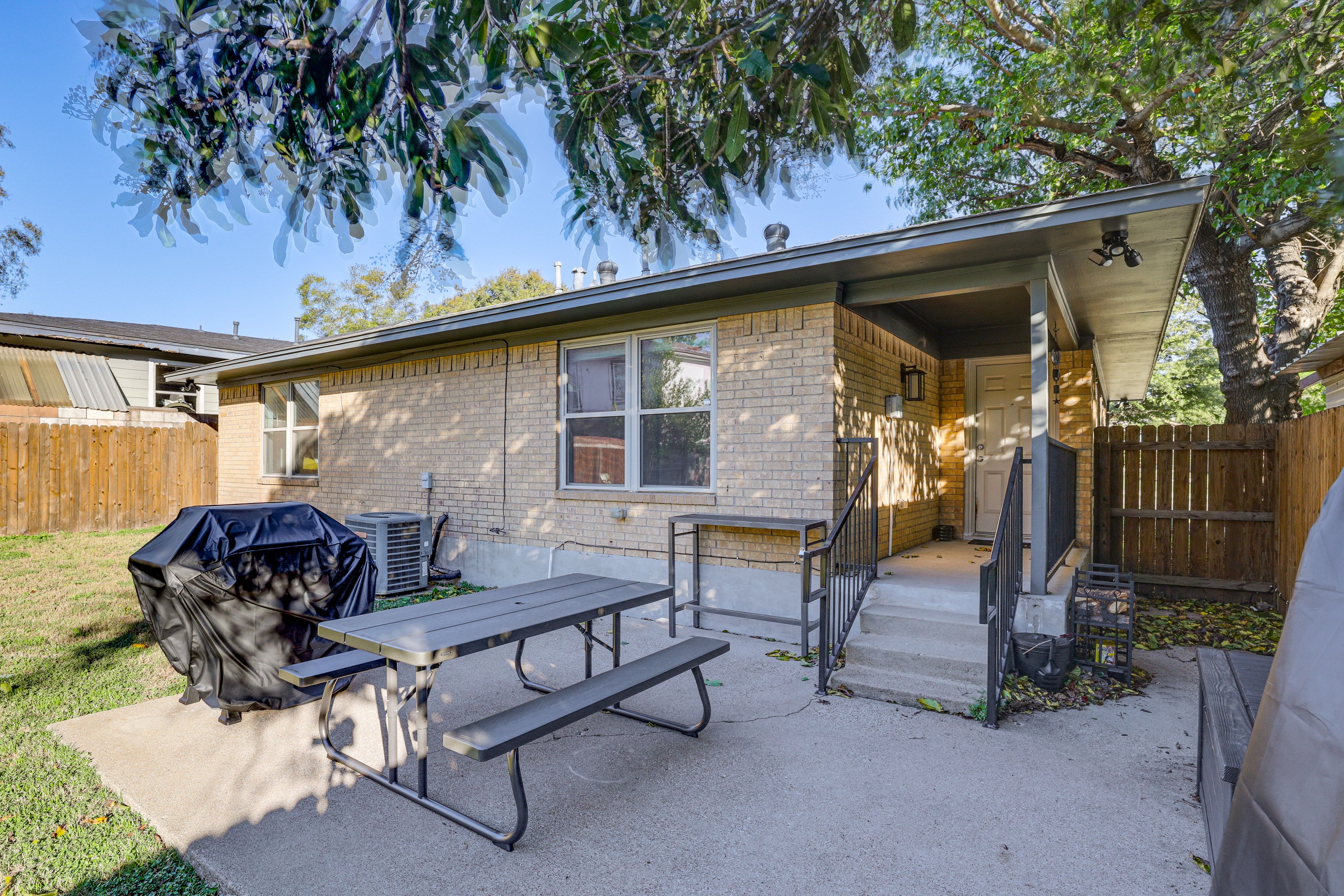 Fenced-In Yard w/ Games | Gas Grill | Dining Tables | Wood-Burning Fire Pit