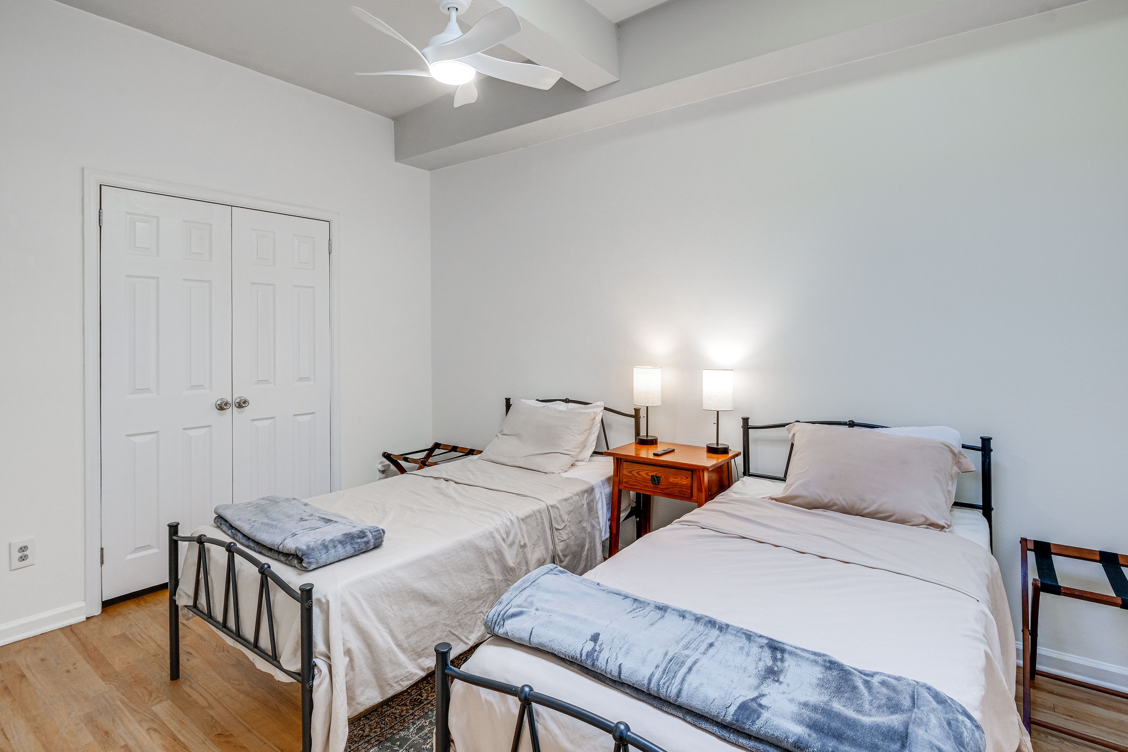 Bedroom 3 | 2 Twin Beds | Flat-Screen TV | 2nd Floor