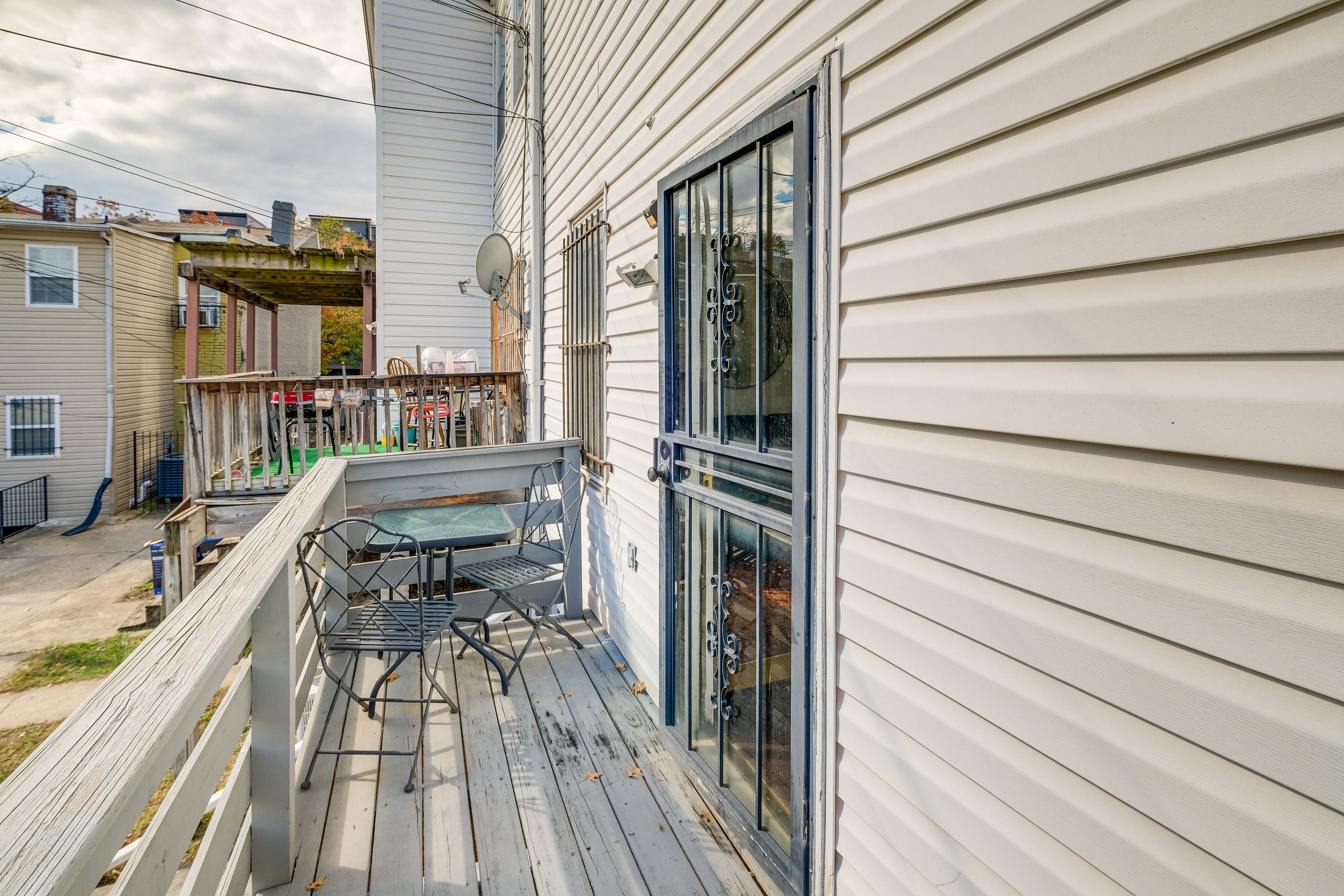 Patio w/ Bistro Table