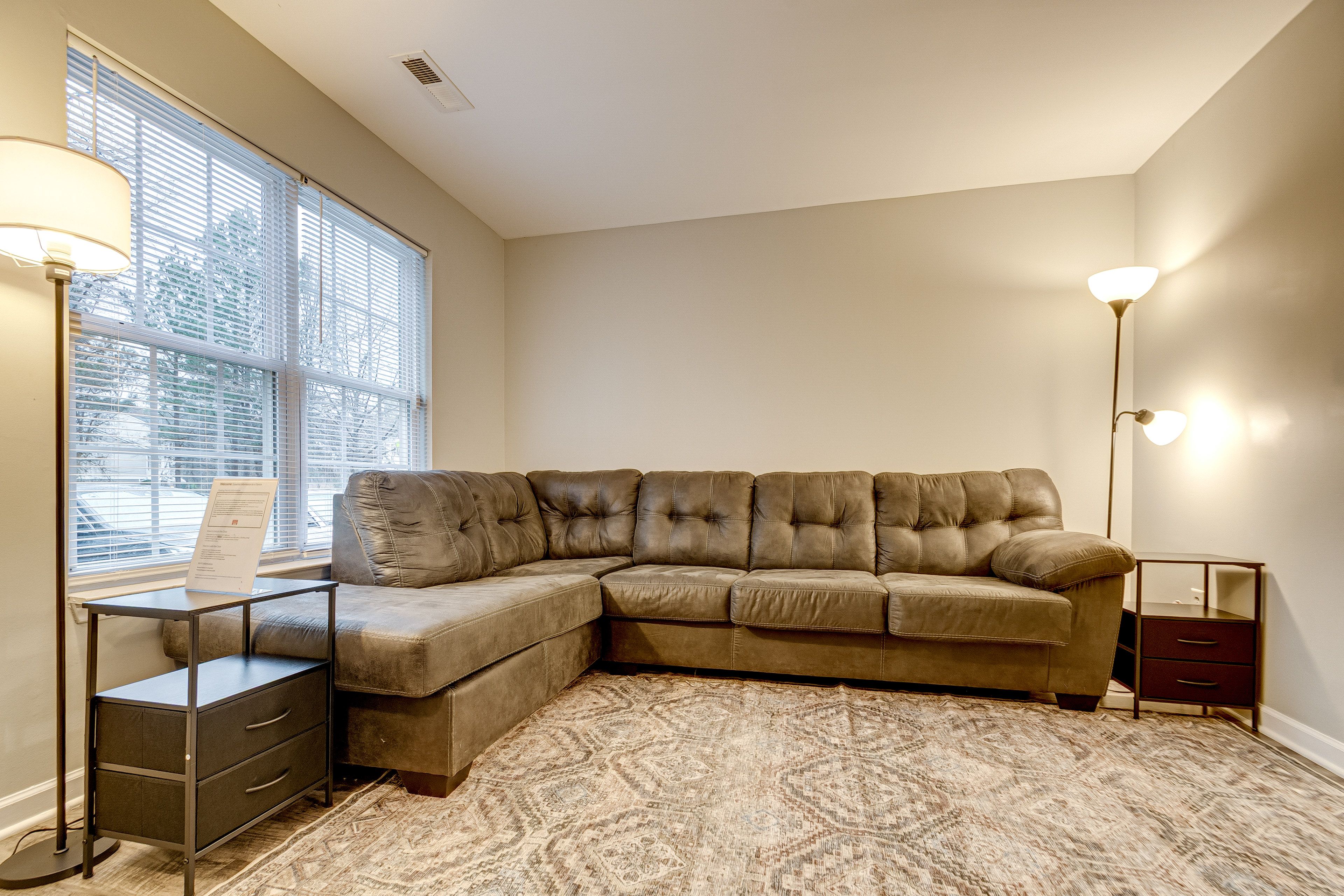 Property Interior | Smart TV | Free WiFi | Central A/C & Heating