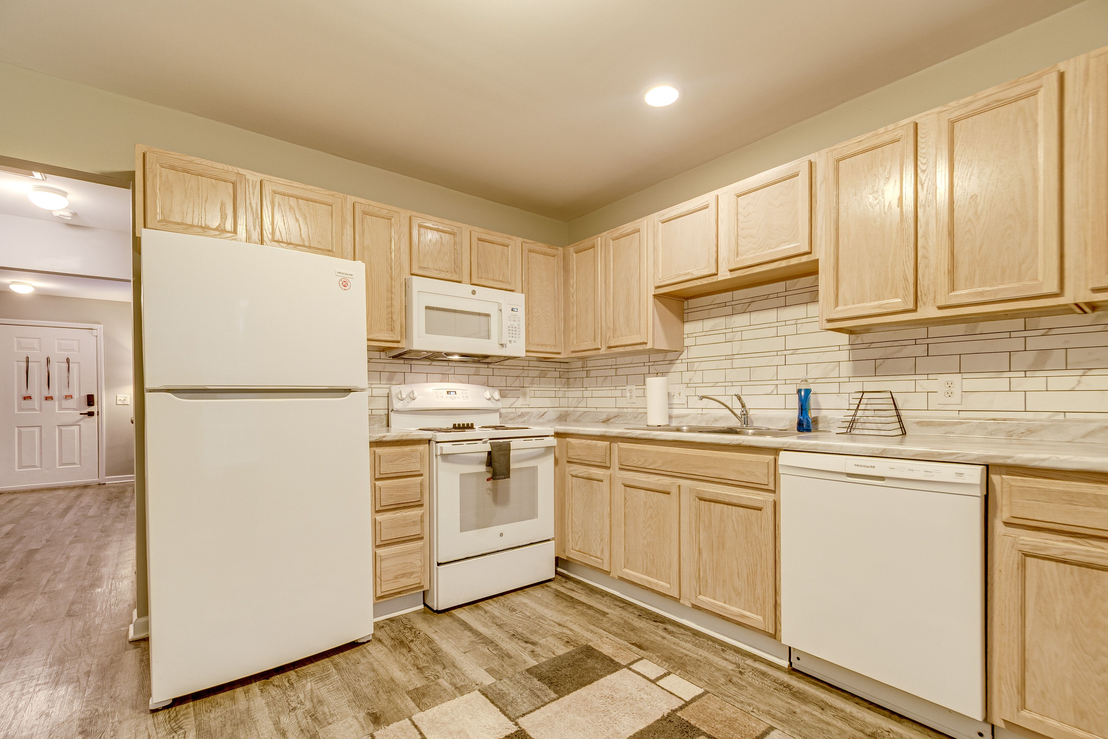 Kitchen | 1st Floor | Dishwasher | Coffee Provided