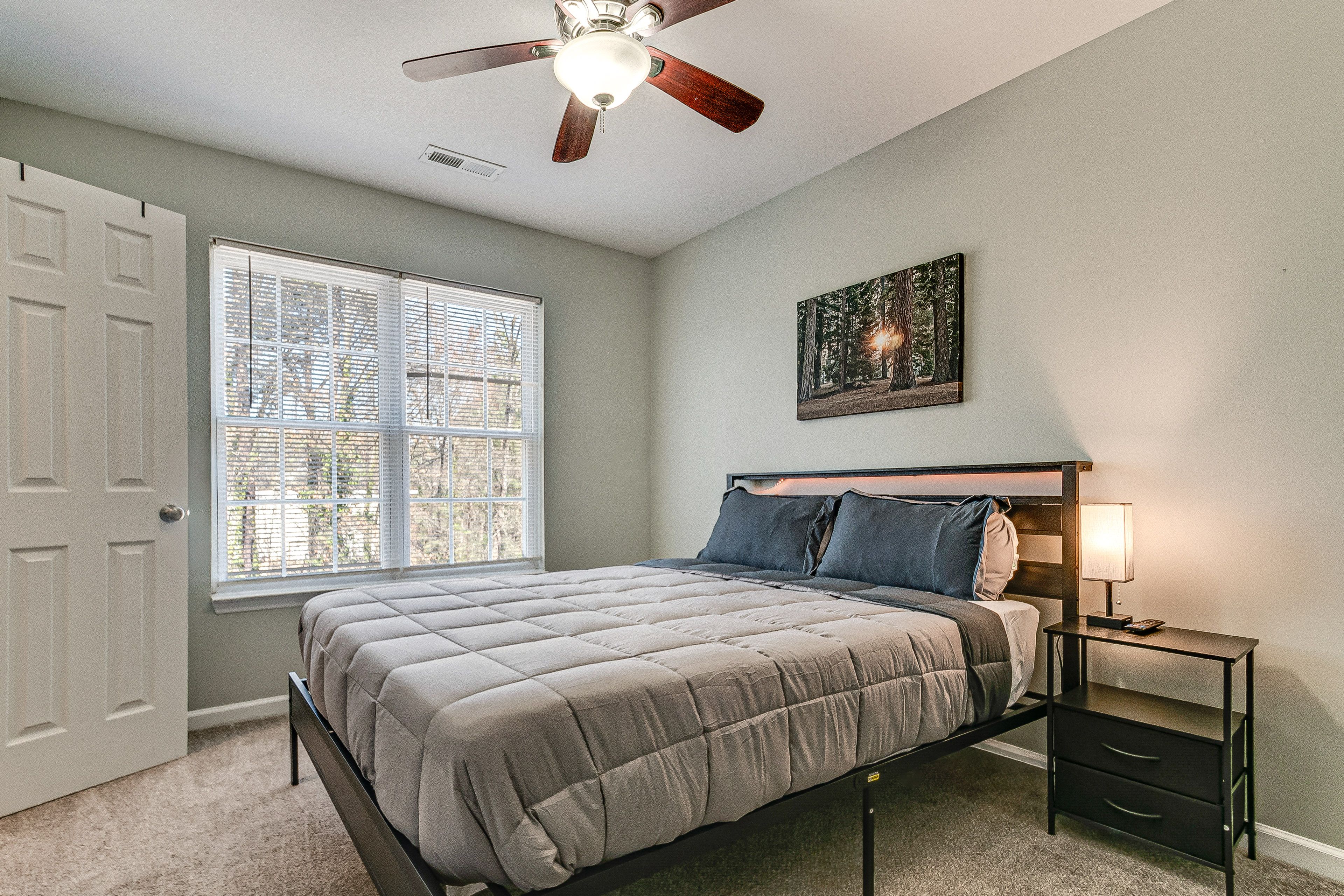 Bedroom 2 | 2nd Floor | Queen Bed