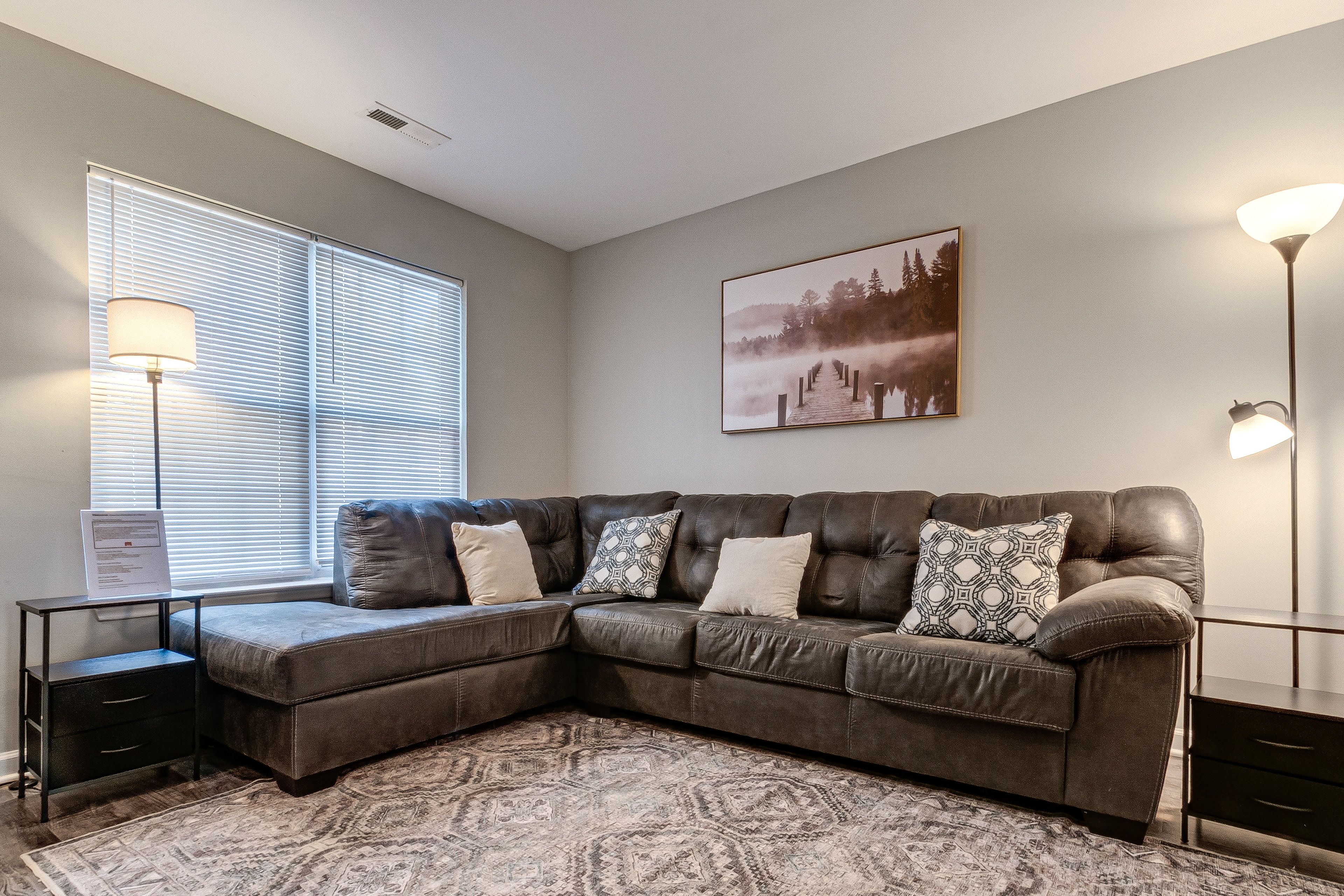 Property Interior | Smart TV | Free WiFi | Central A/C & Heating