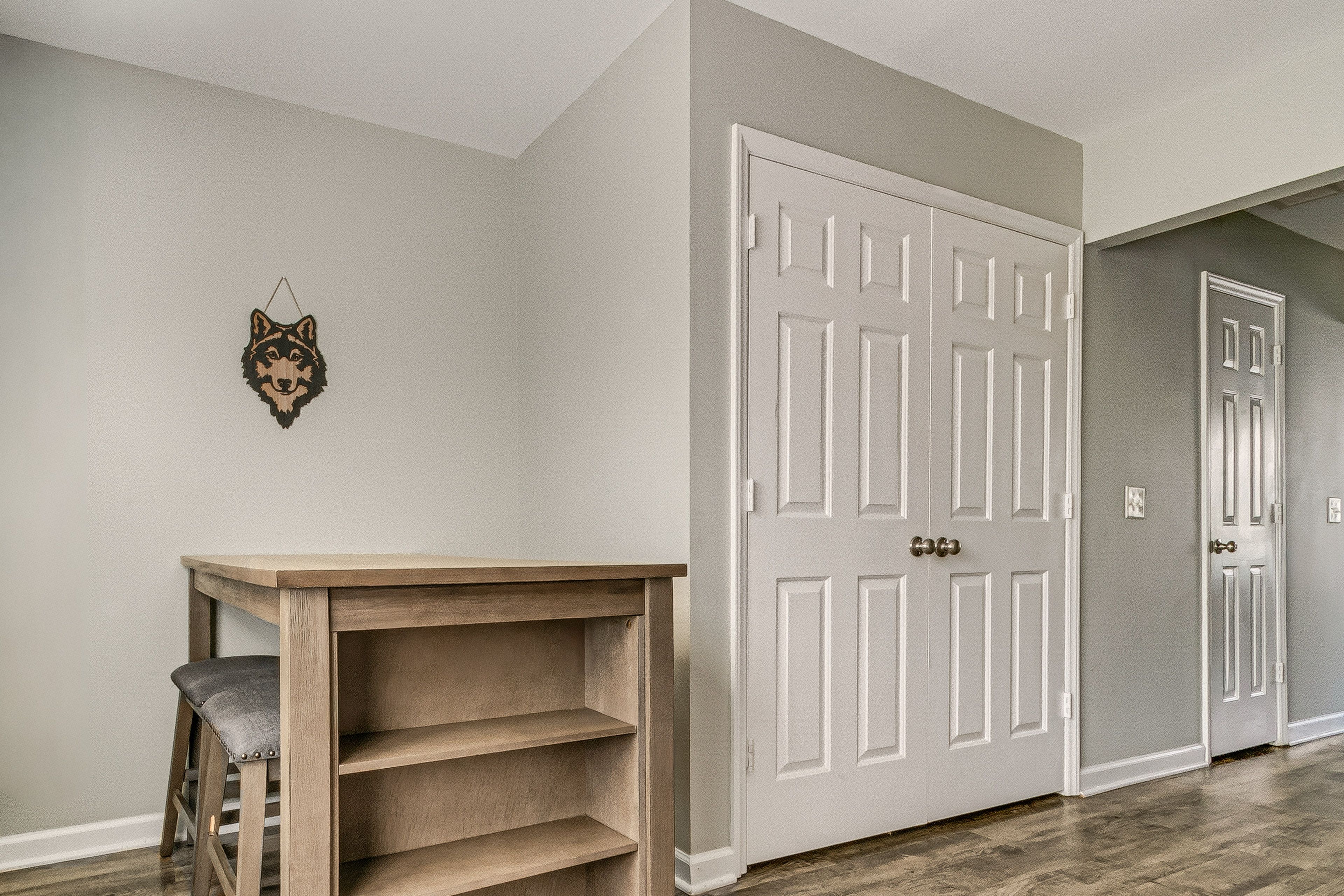 Dining Area | 1st Floor | Dishware/Flatware