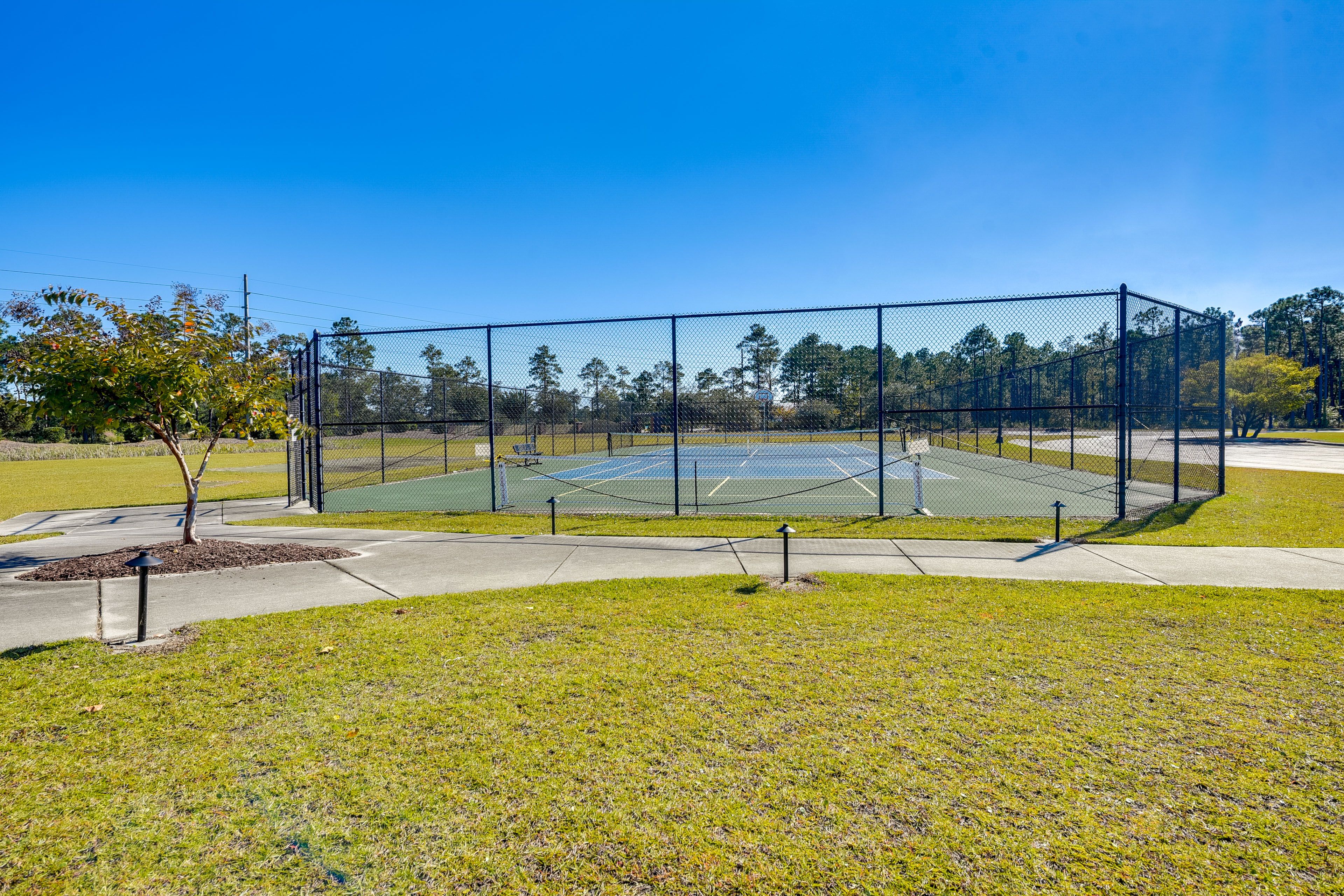 Rourk Woods | Community Tennis Court