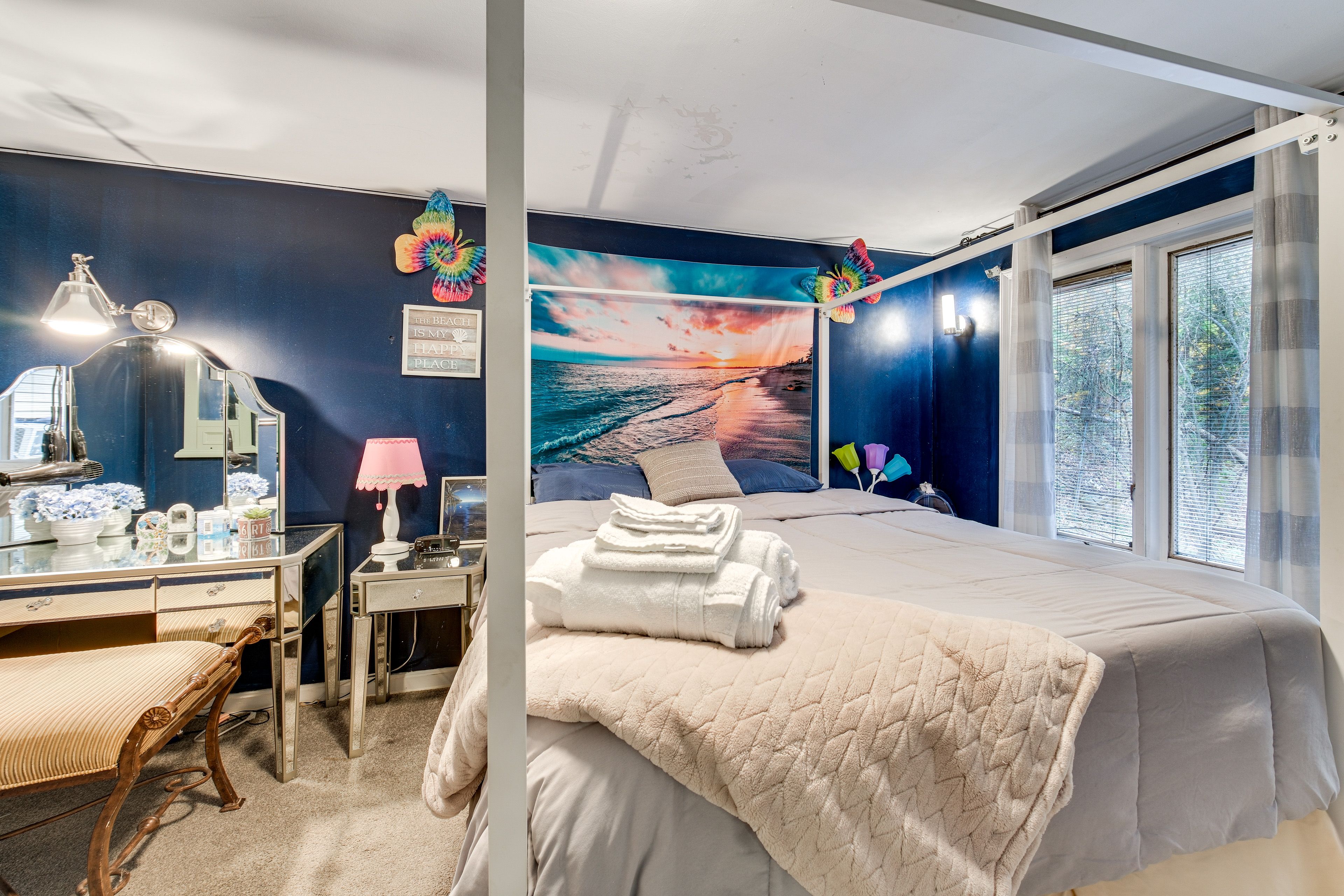 Bedroom 2 | Queen Bed