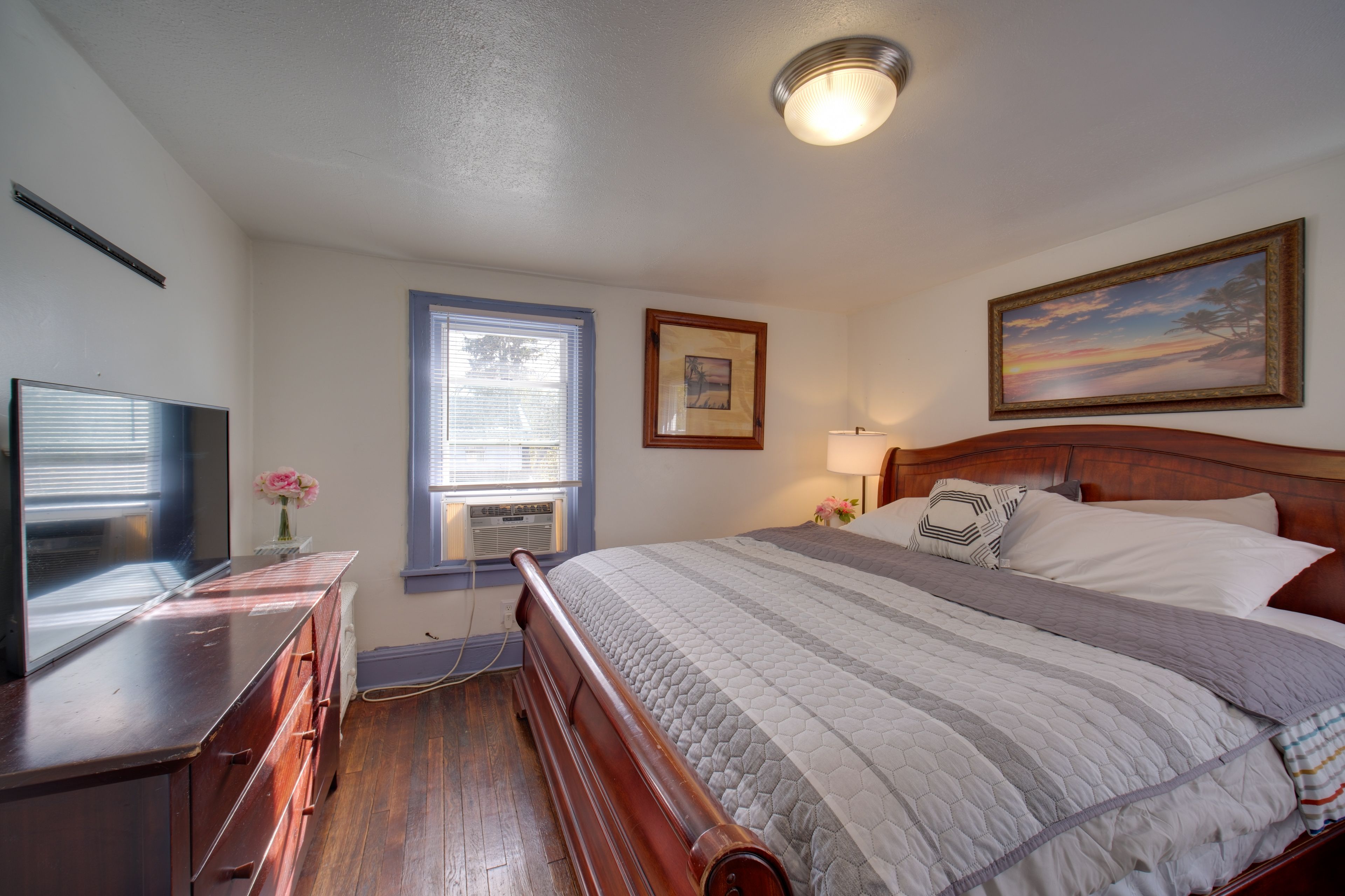 Bedroom 1 | King Bed | Linens Provided | 2nd Floor