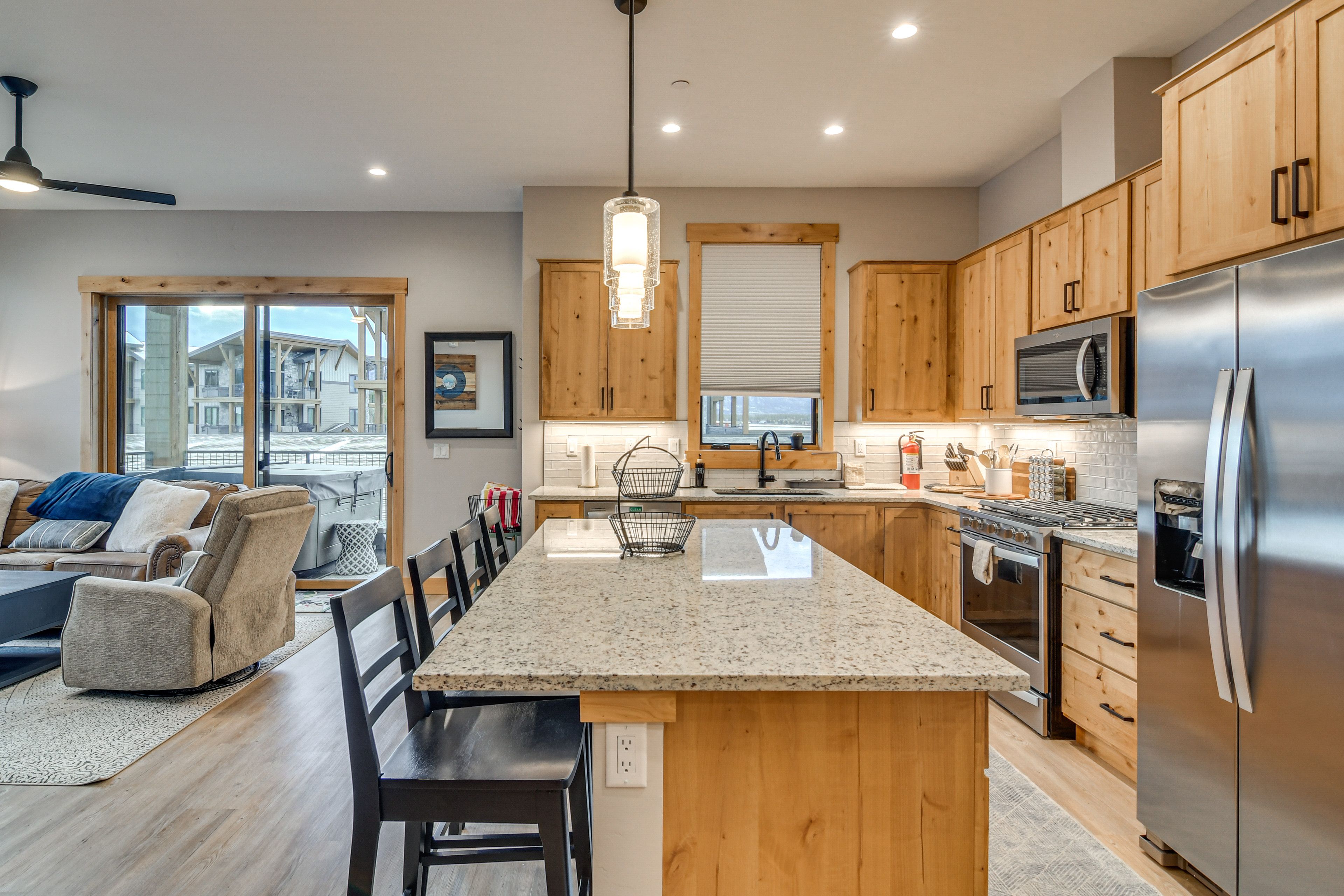 Kitchen | Dishware & Flatware | Keurig