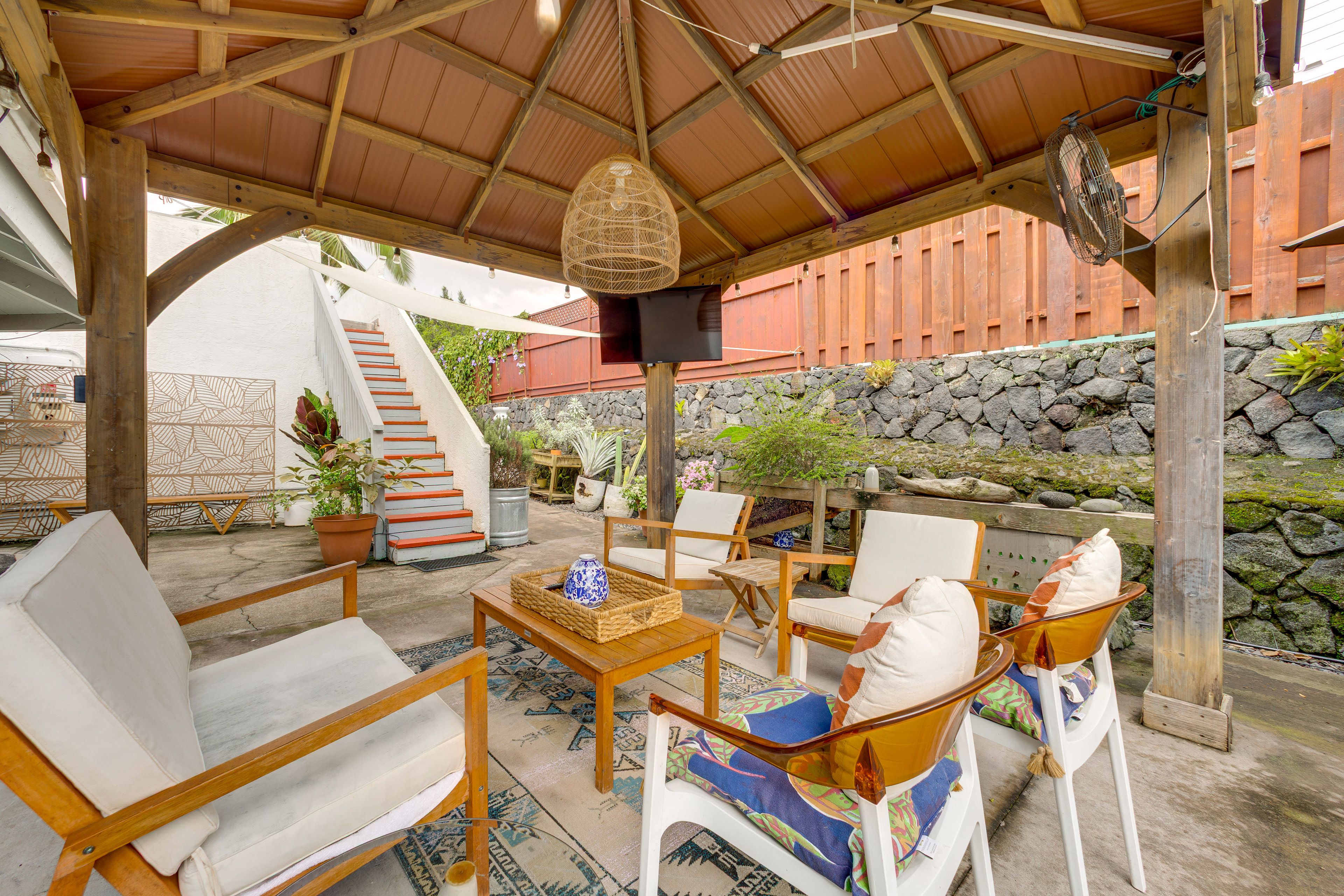 Private Patio | Outdoor Seating | Gas Grill